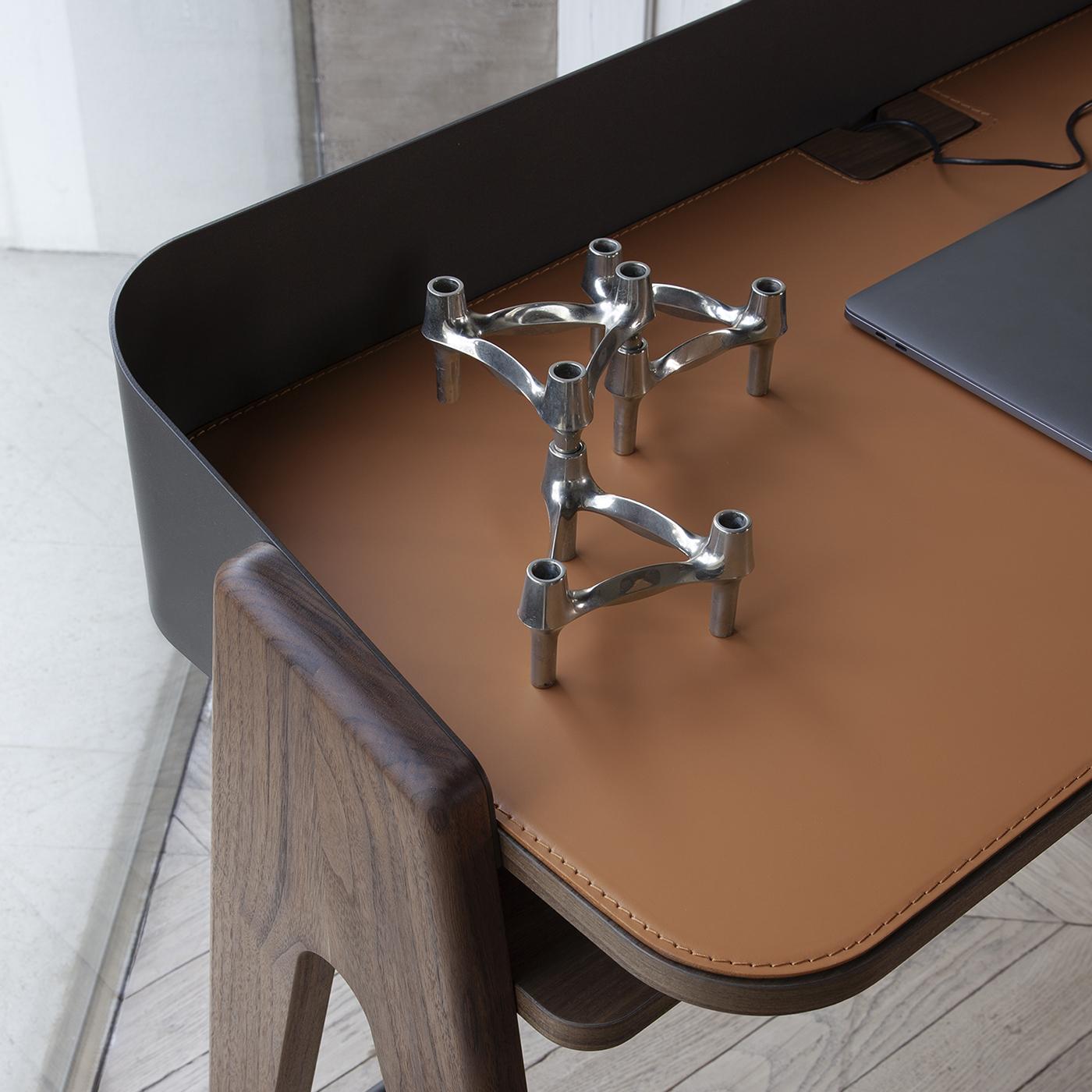 Contemporary Bavero Cognac Leather Desk with Walnut Legs For Sale