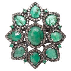 Bavna Emerald Cocktail Ring