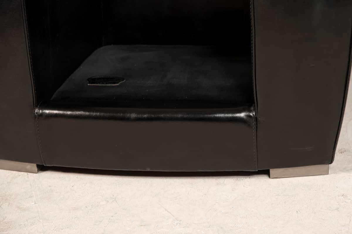 Baxter Schwarzes Leder-Esszimmer-Modell-Sesselpaar  im Angebot 3