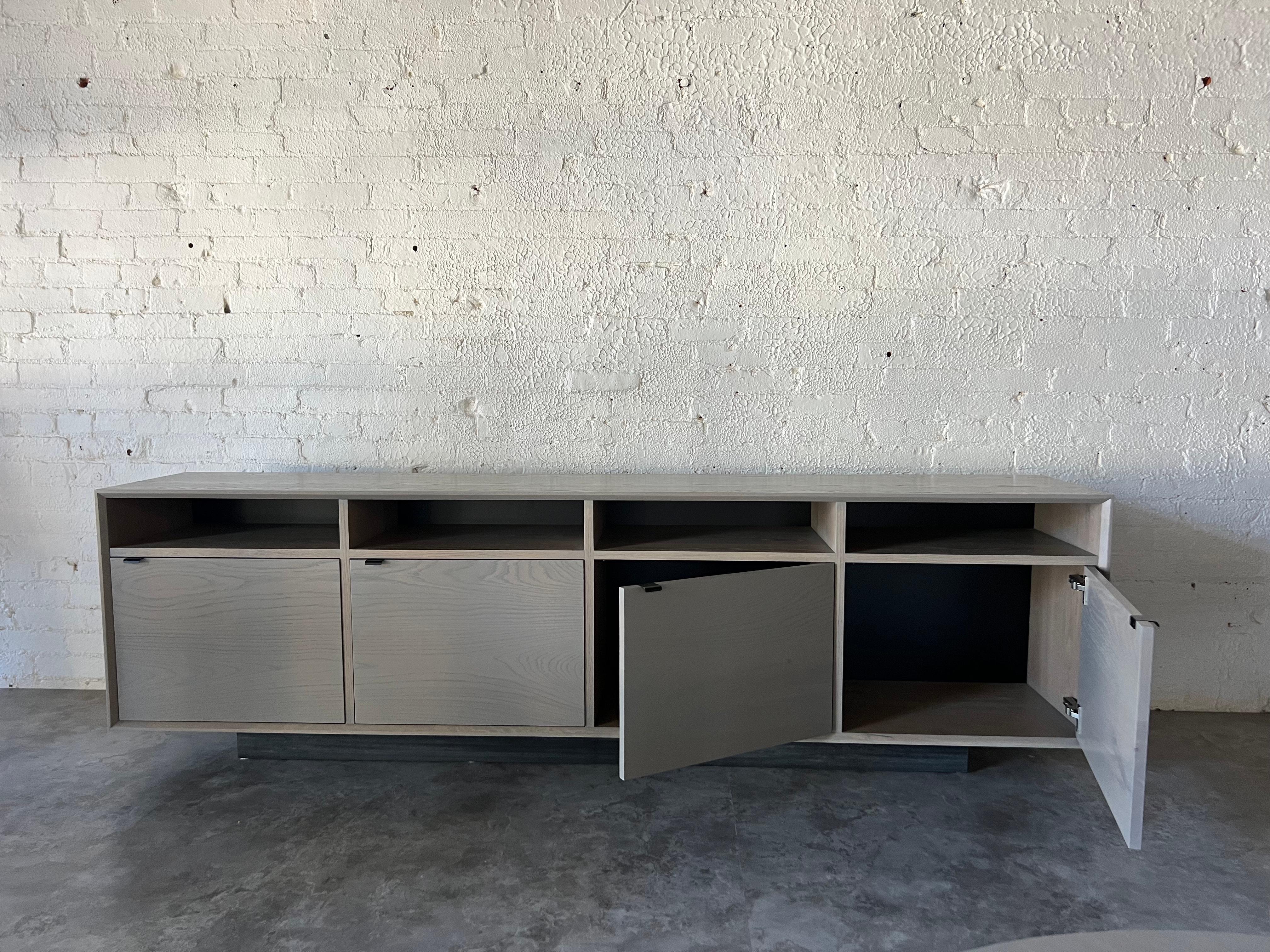 Baxter Credenza by Autonomous Furniture For Sale 4