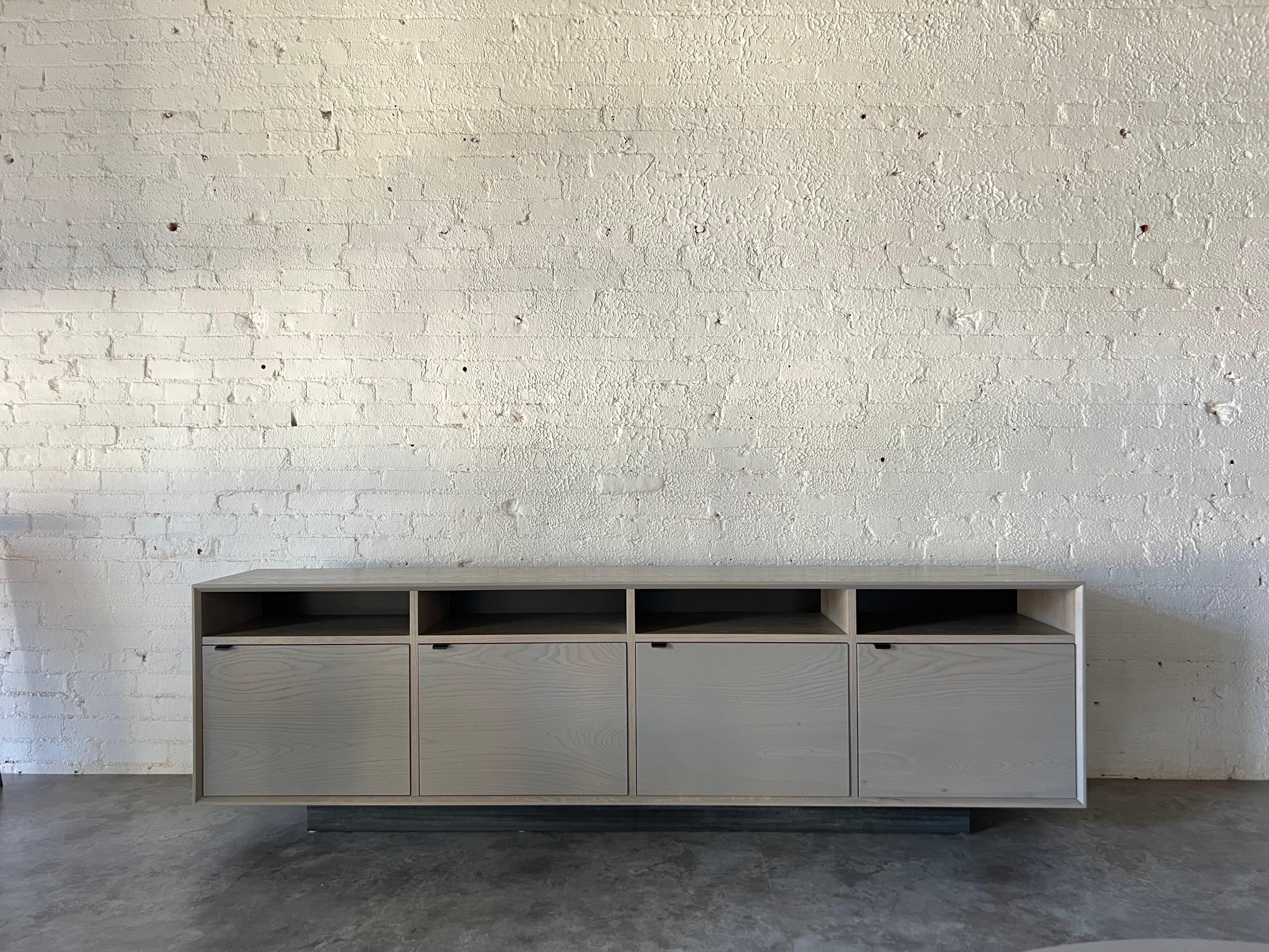 Baxter Credenza by Autonomous Furniture For Sale 5