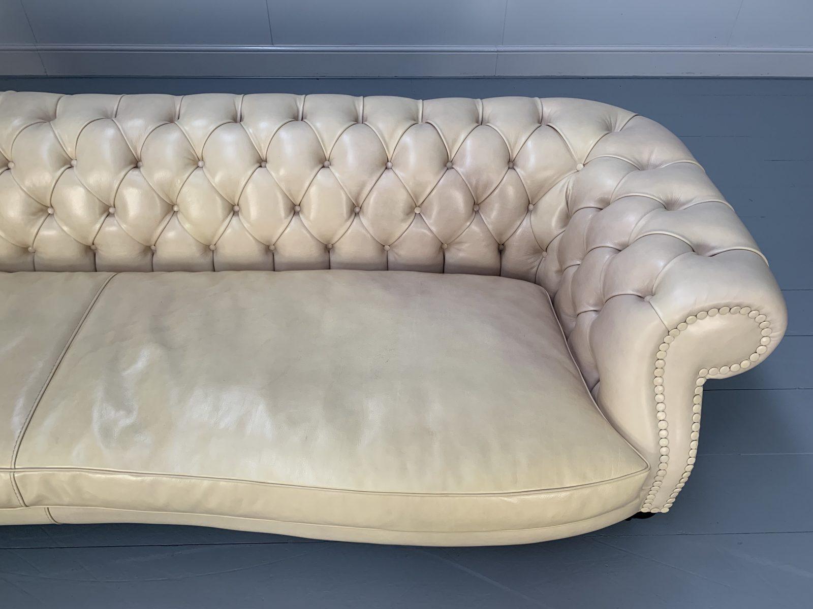 Baxter of Italy Diana Chester 4-Sitz-Sofa aus cremefarbenem Toskana-Leder im Angebot 8