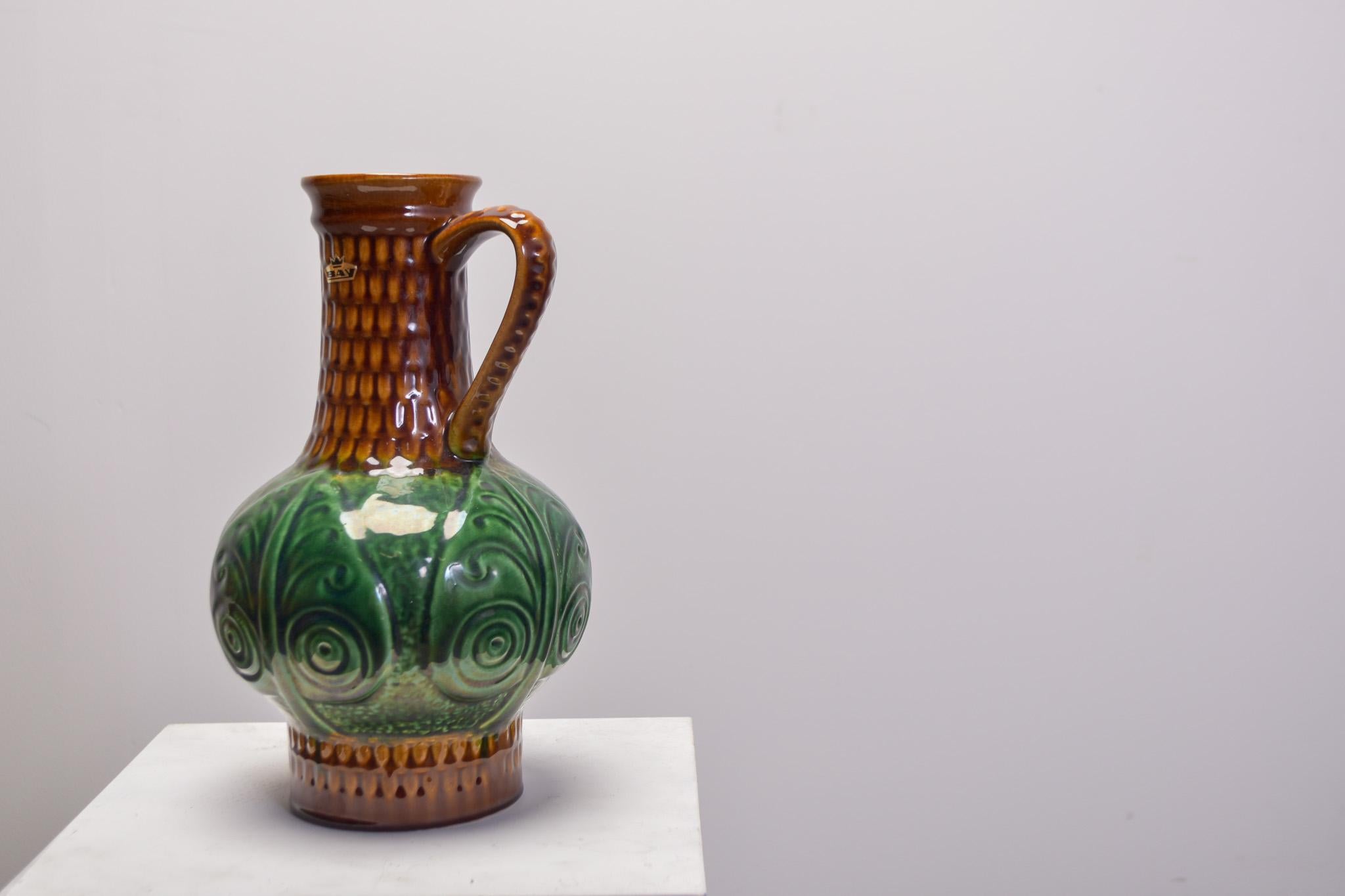 Bay glazed ceramic West German Vase For Sale 3