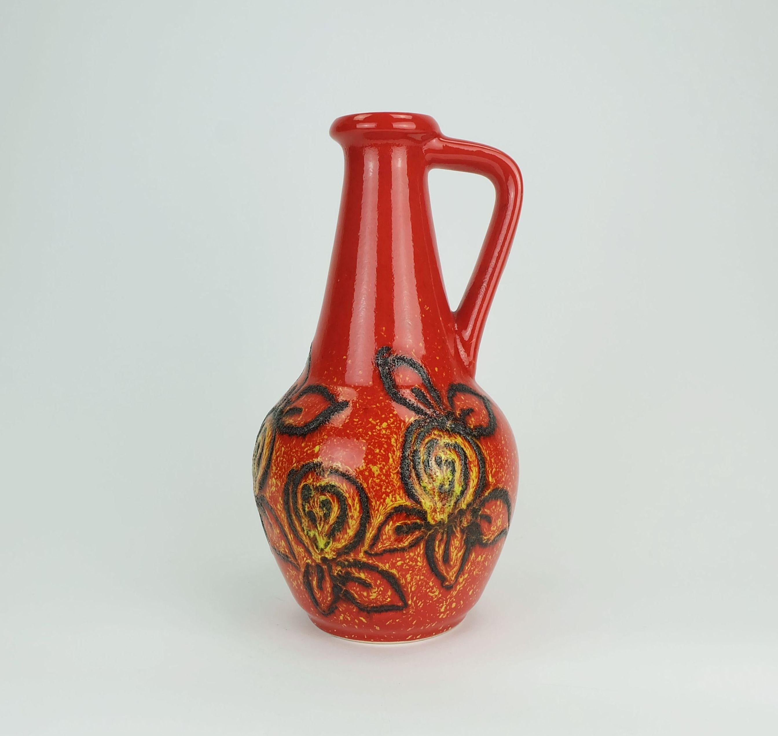 bay keramik 1960's 70's vintage VASE red yellow black lava pattern model 67 30 For Sale 2
