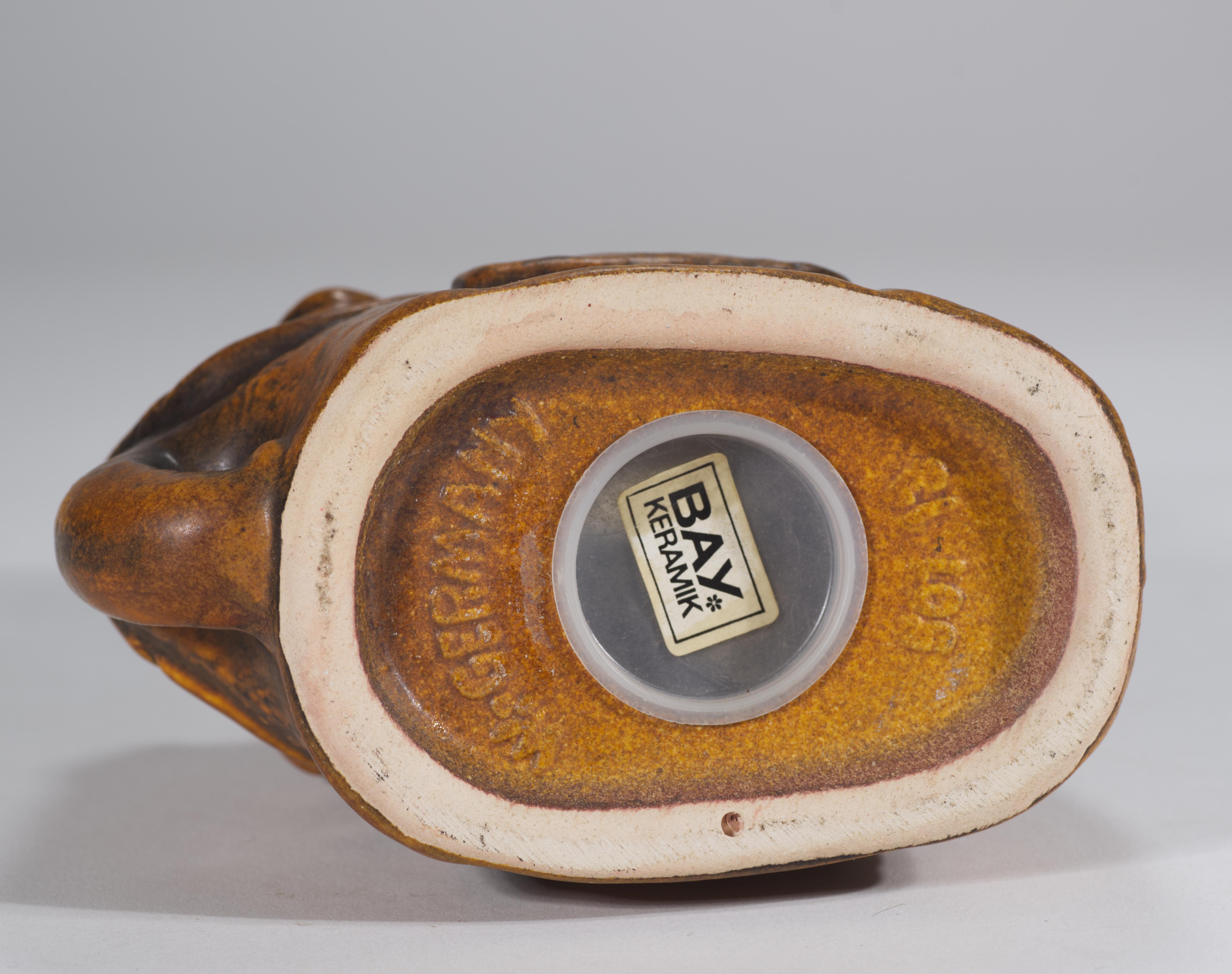 Bay Keramik glasierte Elefantenfigur Bank, West German Pottery (Ende des 20. Jahrhunderts) im Angebot
