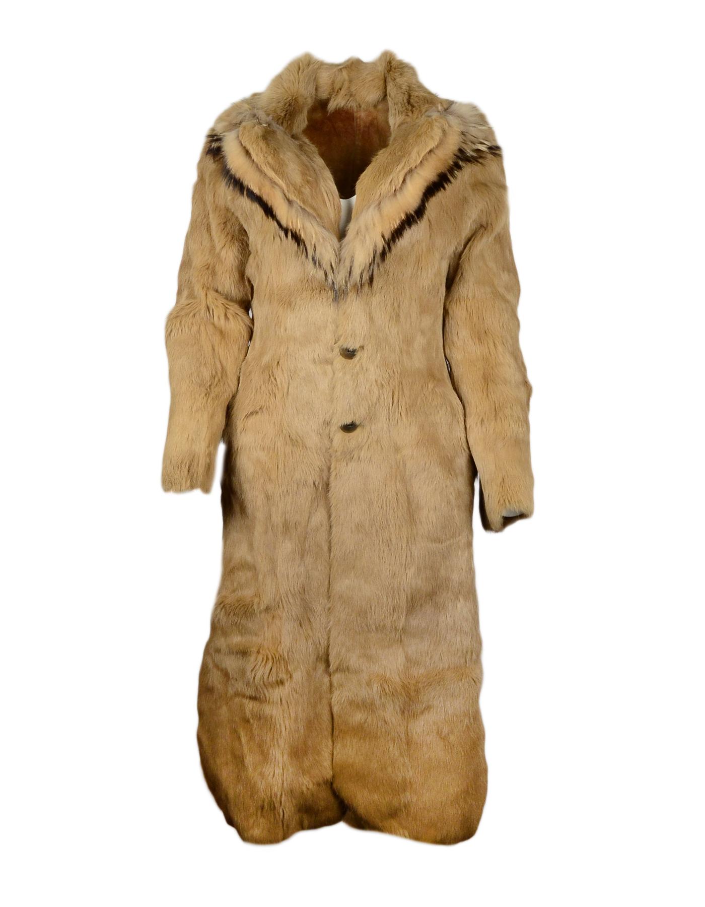 Baya Paris Tan Reversible Shearling/Fur Coat W/ Fur Collar & Belt Sz S

Color: Tan/brown
Materials: Shearling/fur
Lining: Reversible 
Opening/Closure: Button front and belt
Overall Condition: Very good pre-owned condition with exception of rip to