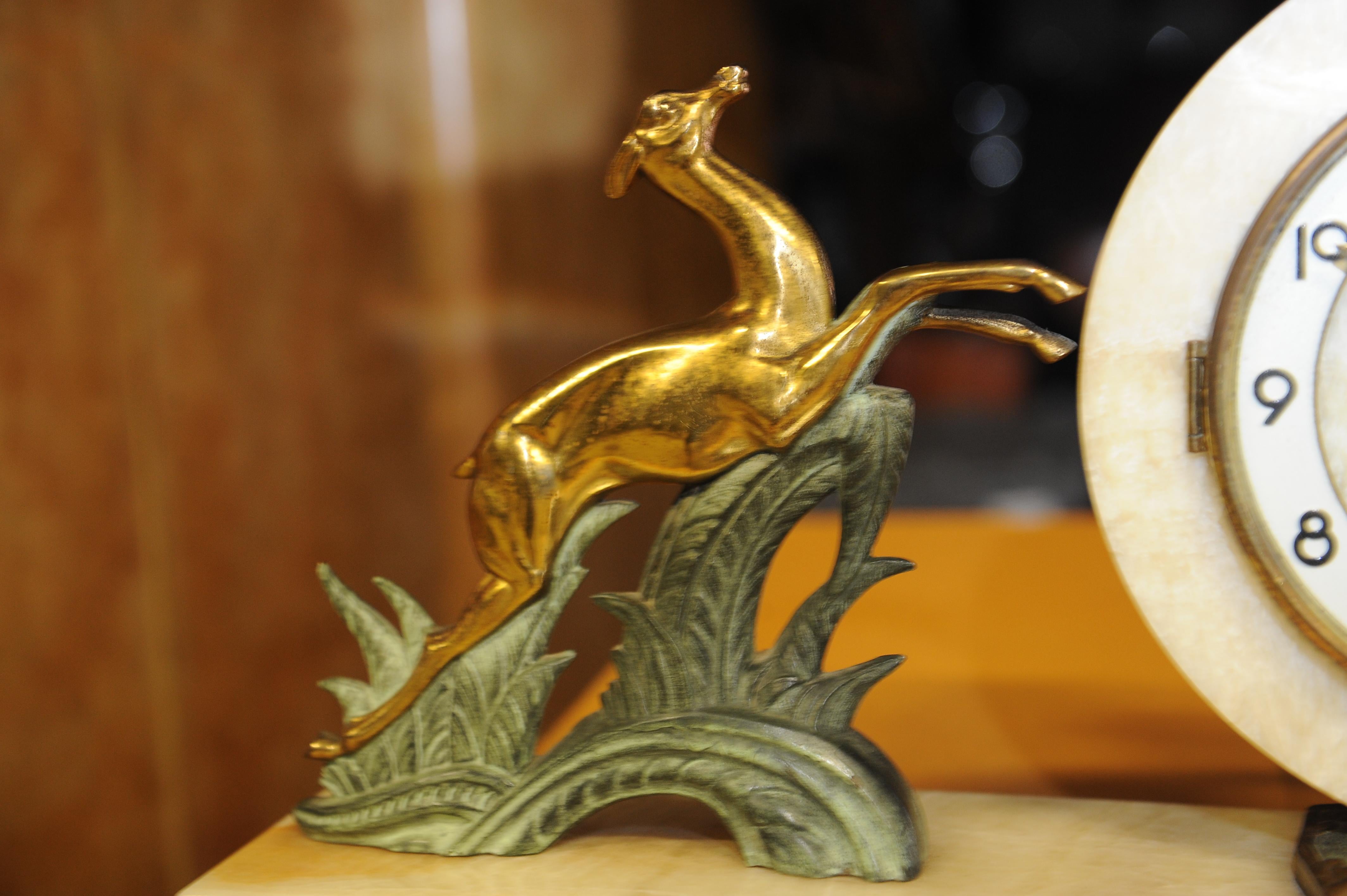 Bayard Art Deco Onyx, Marble and Spelter Mantle Clock with Gilt Leaping Deer For Sale 2