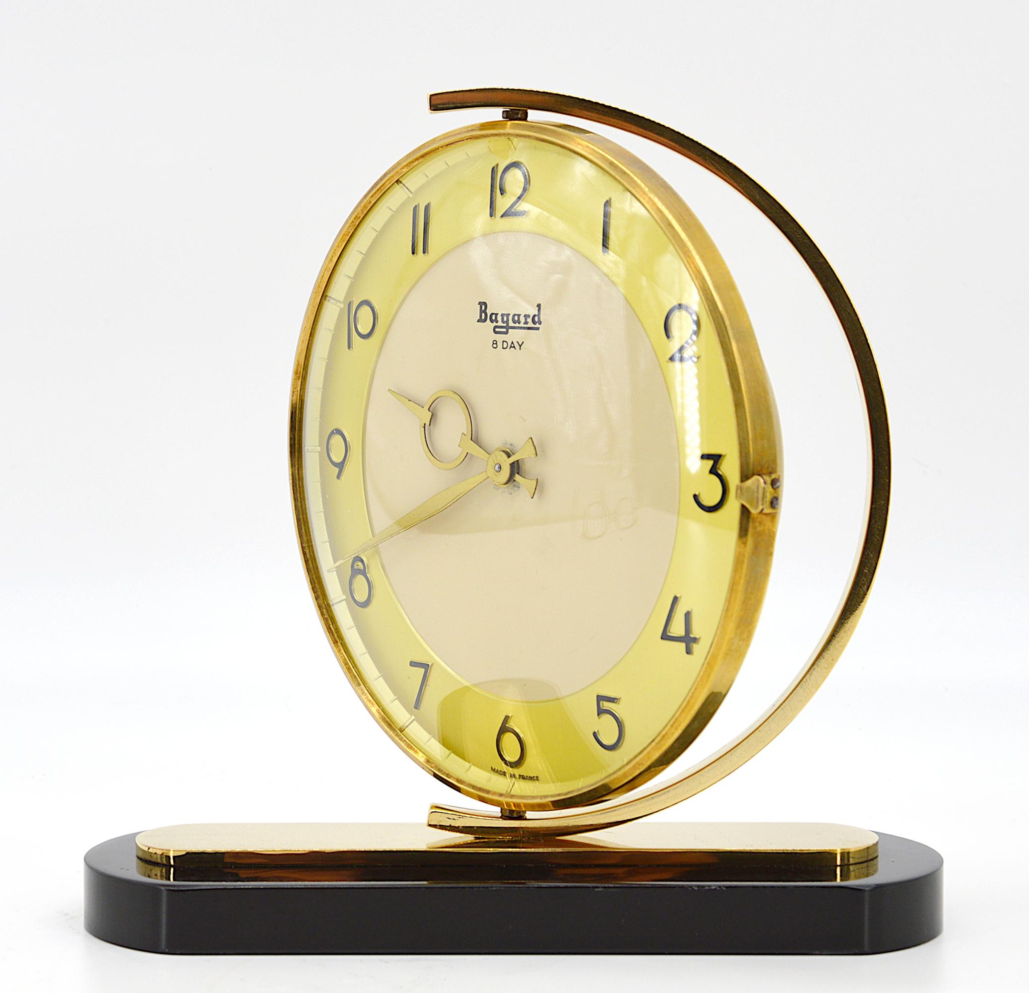 Bayard French Art Deco Swiveling Table Clock, 1930s In Good Condition In Saint-Amans-des-Cots, FR