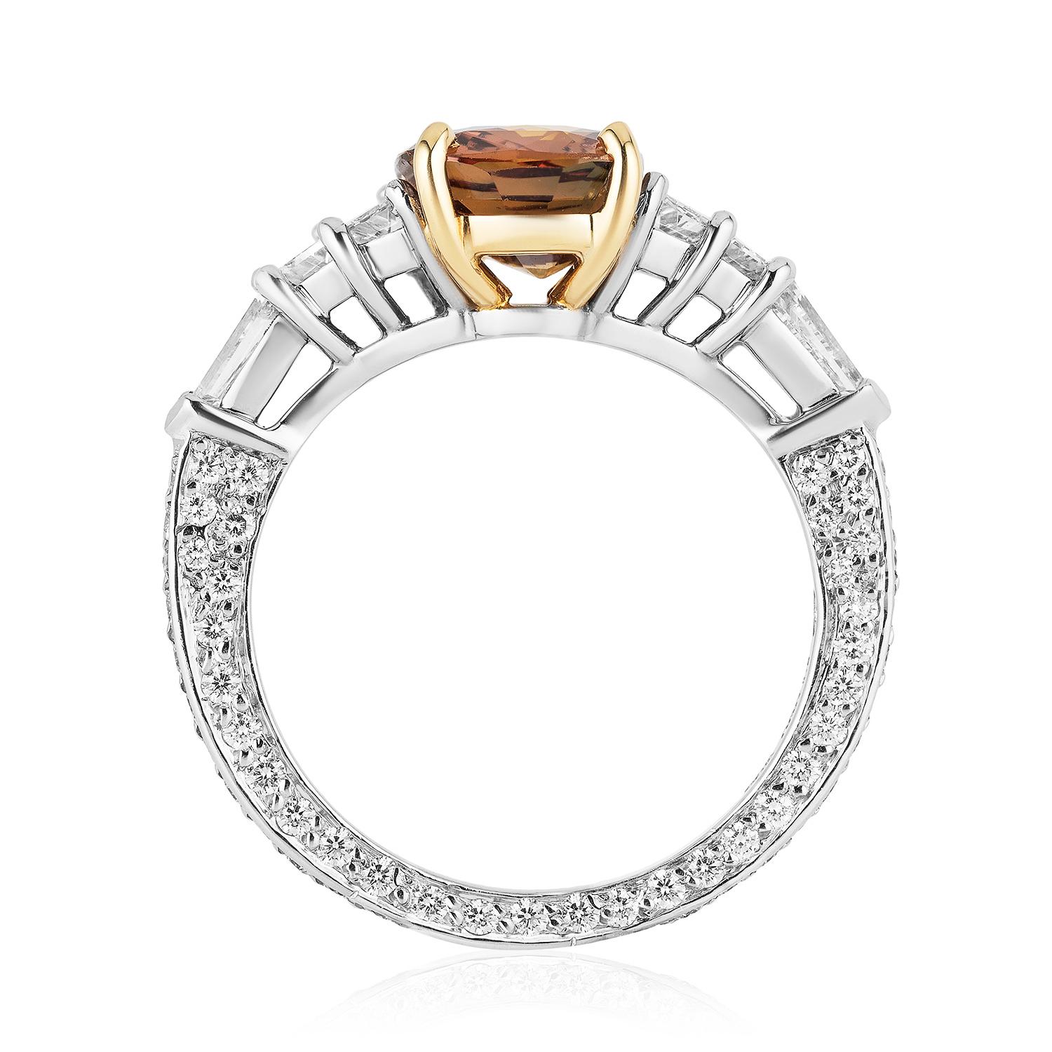 Modern Bayco CDC Certified 3.82 Carat Orange Sapphire Diamond Platinum Gold Ring For Sale