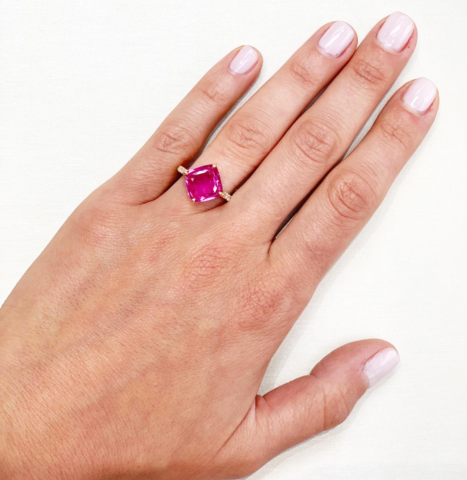 Bayco Gubelin Certified 5.02 Carat Pink Sapphire Diamond Rose Gold Ring (Kissenschliff) im Angebot