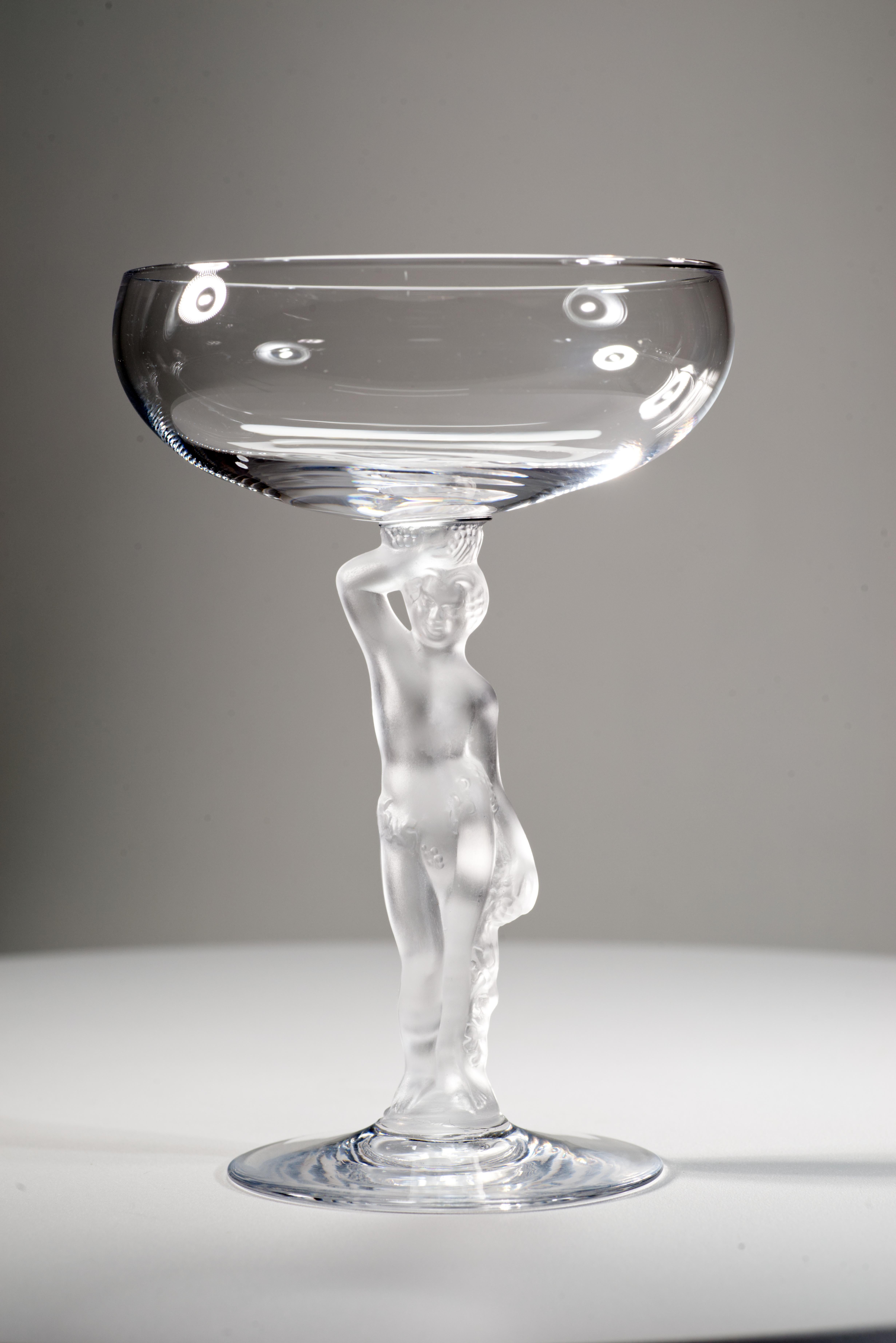 Bayel France Crystal Pair of Bacchus Champagne Coupe Glasses In Good Condition In Clifton Springs, NY