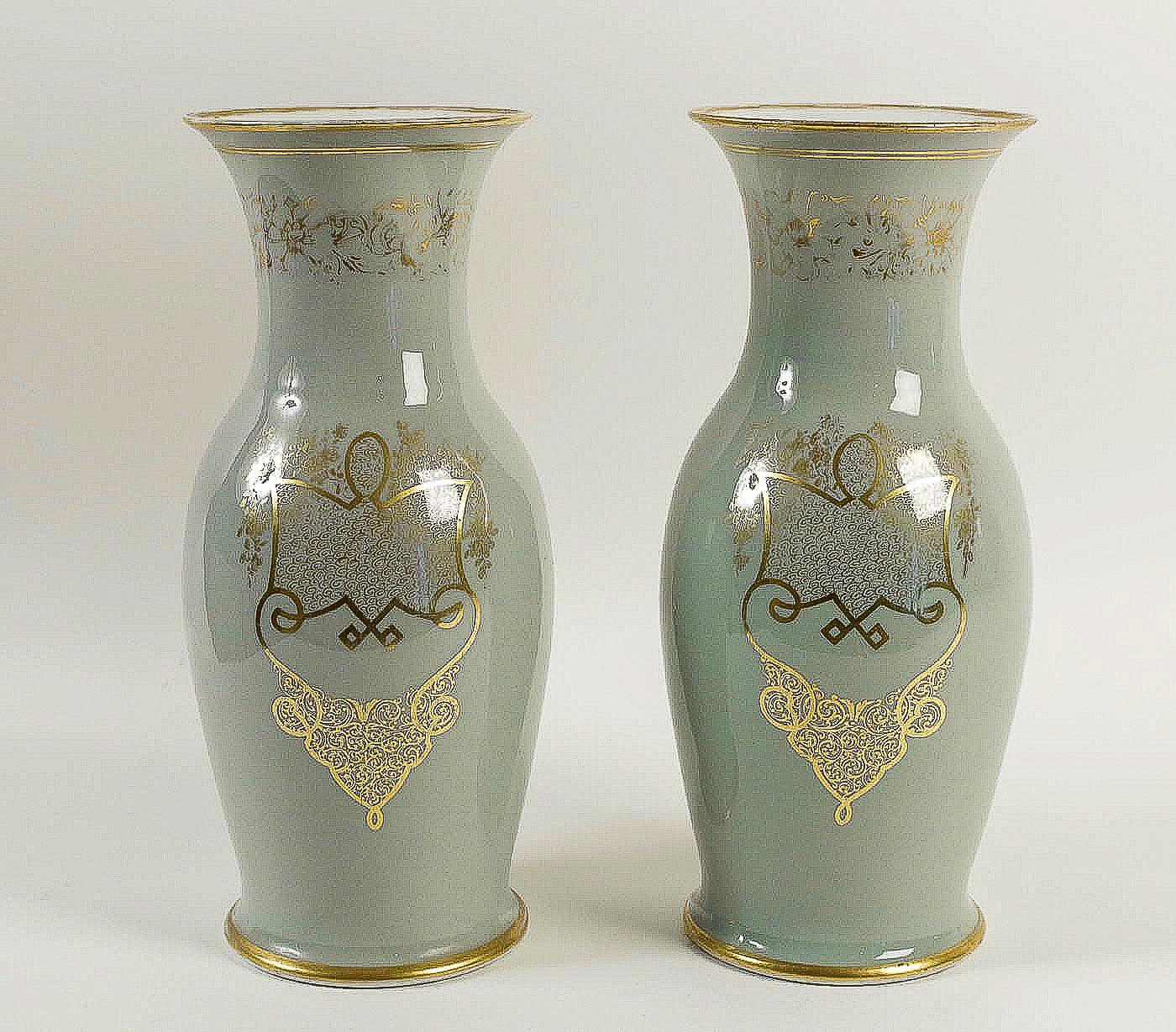 Bayeux, French 19th Century, Polychrome Celadon Family Pair of Vases, circa 1850 In Excellent Condition In Saint Ouen, FR