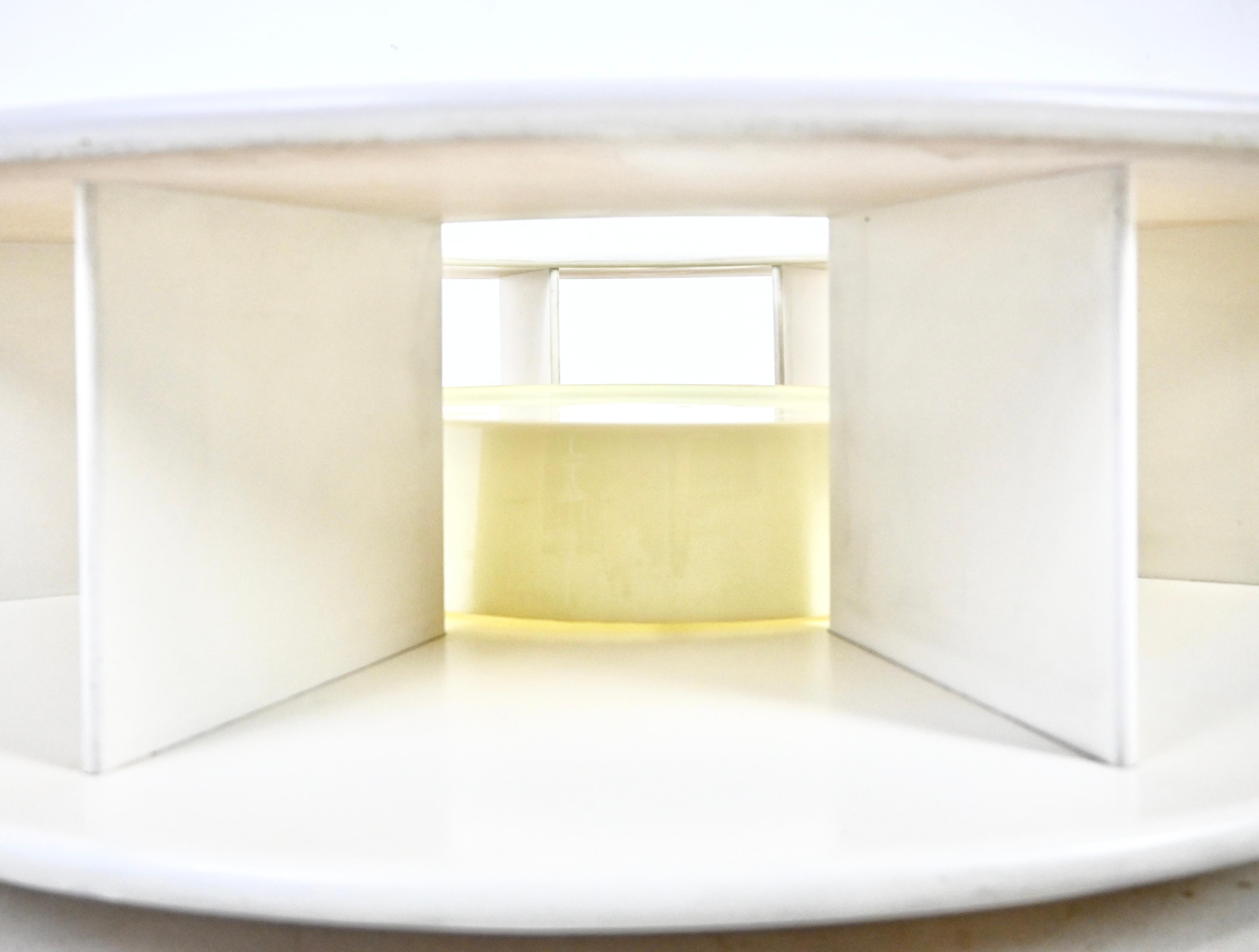 Table basse Bazaar de Superstudio pour Giovanetti, 1968 en vente 1