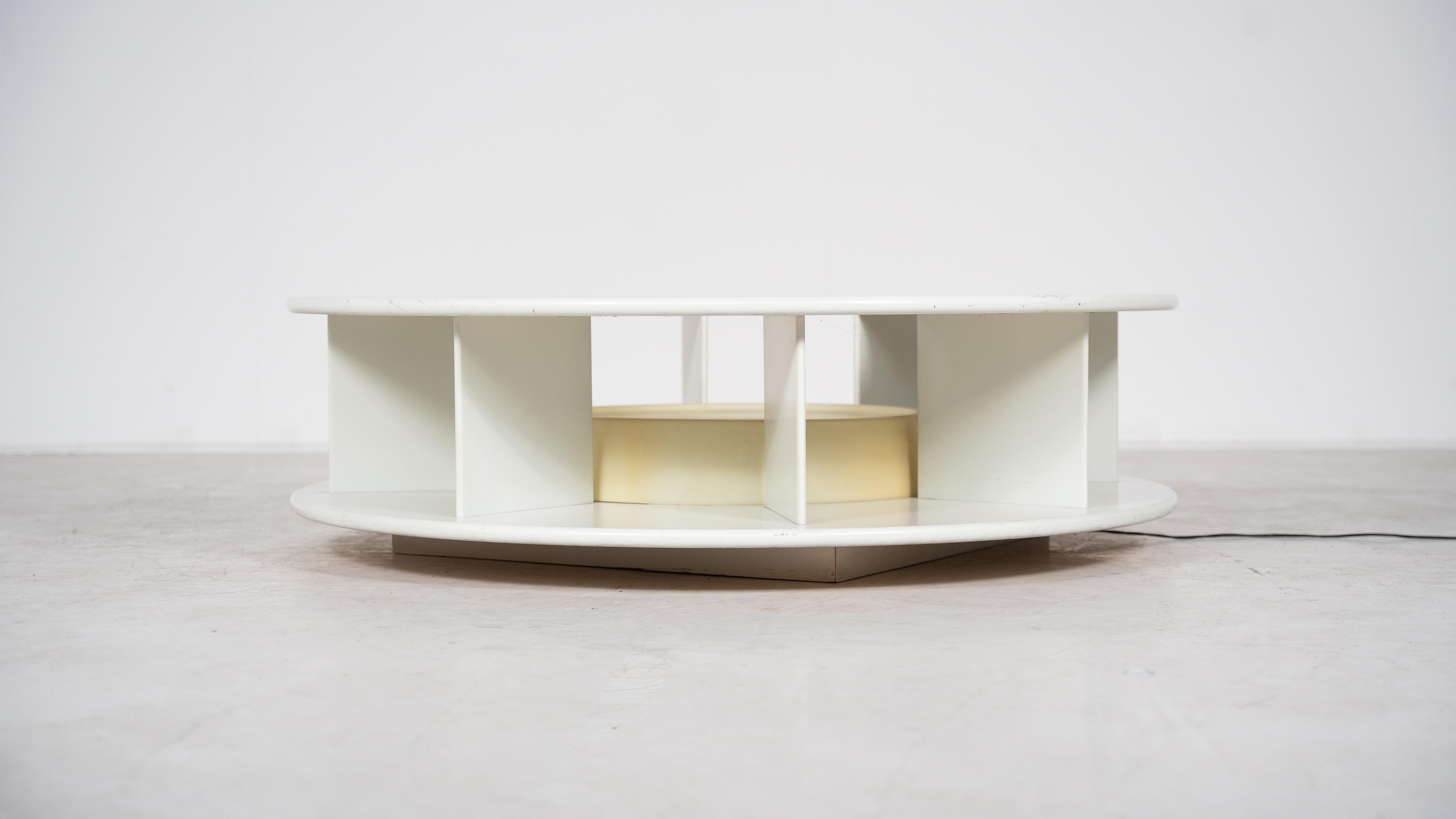 Mid-Century Modern 