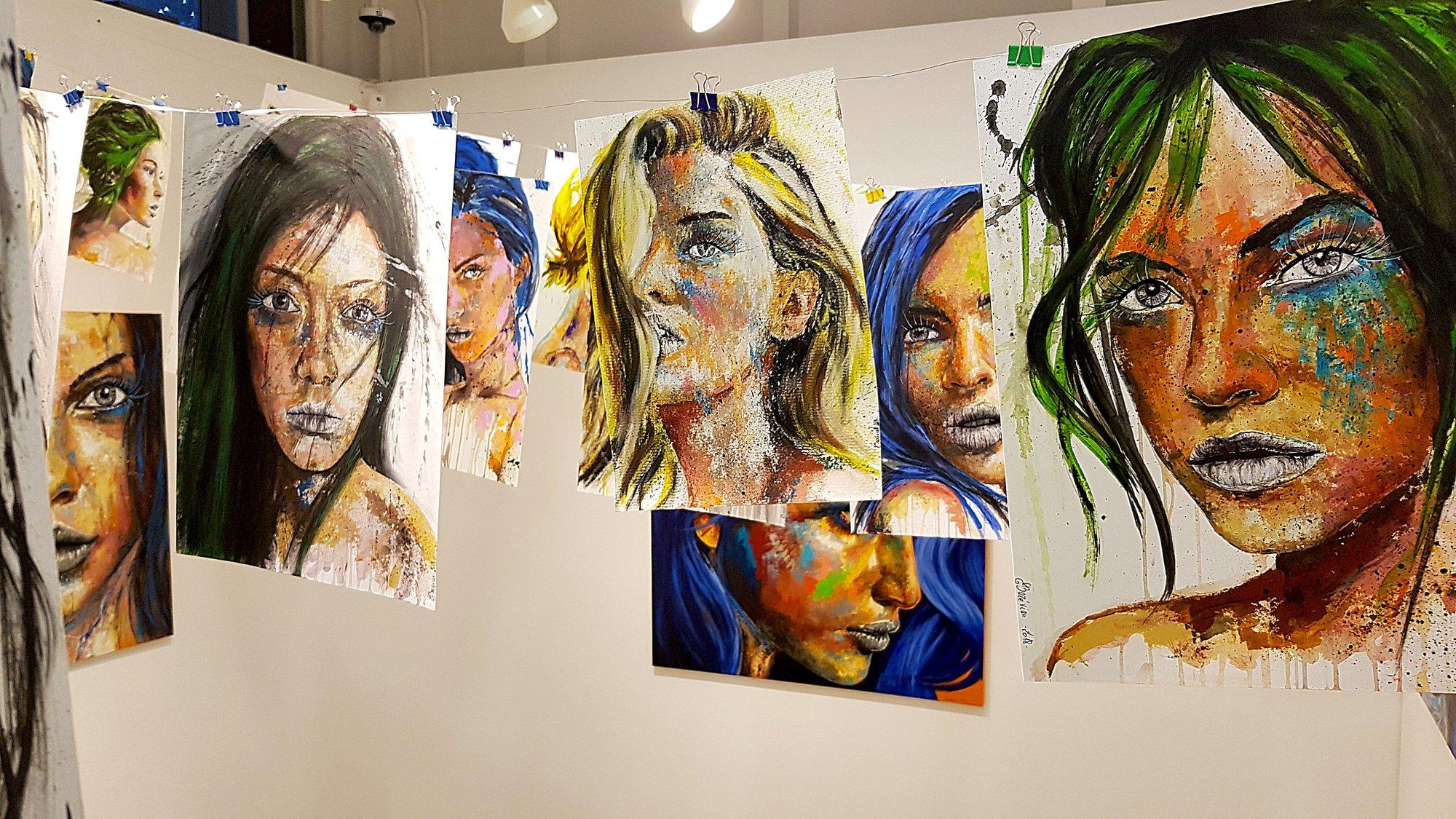 École française - Portrait bleu Kurt Cobain 2023 - (grand) post-impressionniste en vente 6