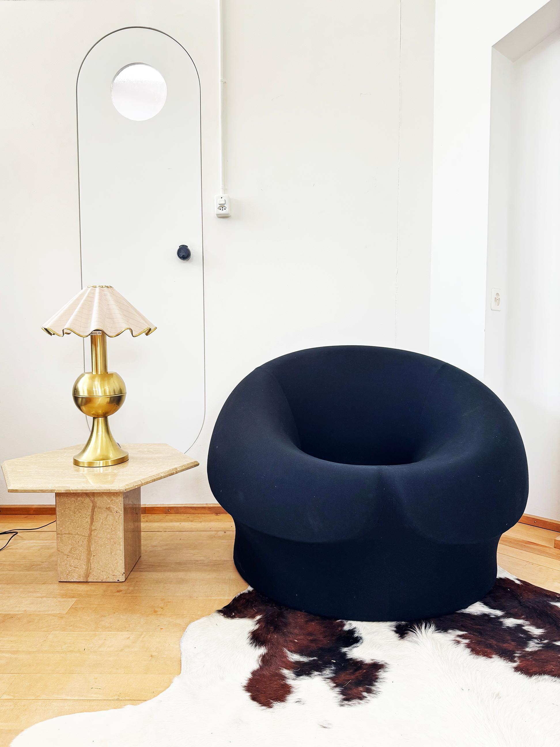 B&B / B&C Italia Up3 Up 2000 Serie Sessel in Schwarz von Gaetano Pesce (Moderne der Mitte des Jahrhunderts) im Angebot