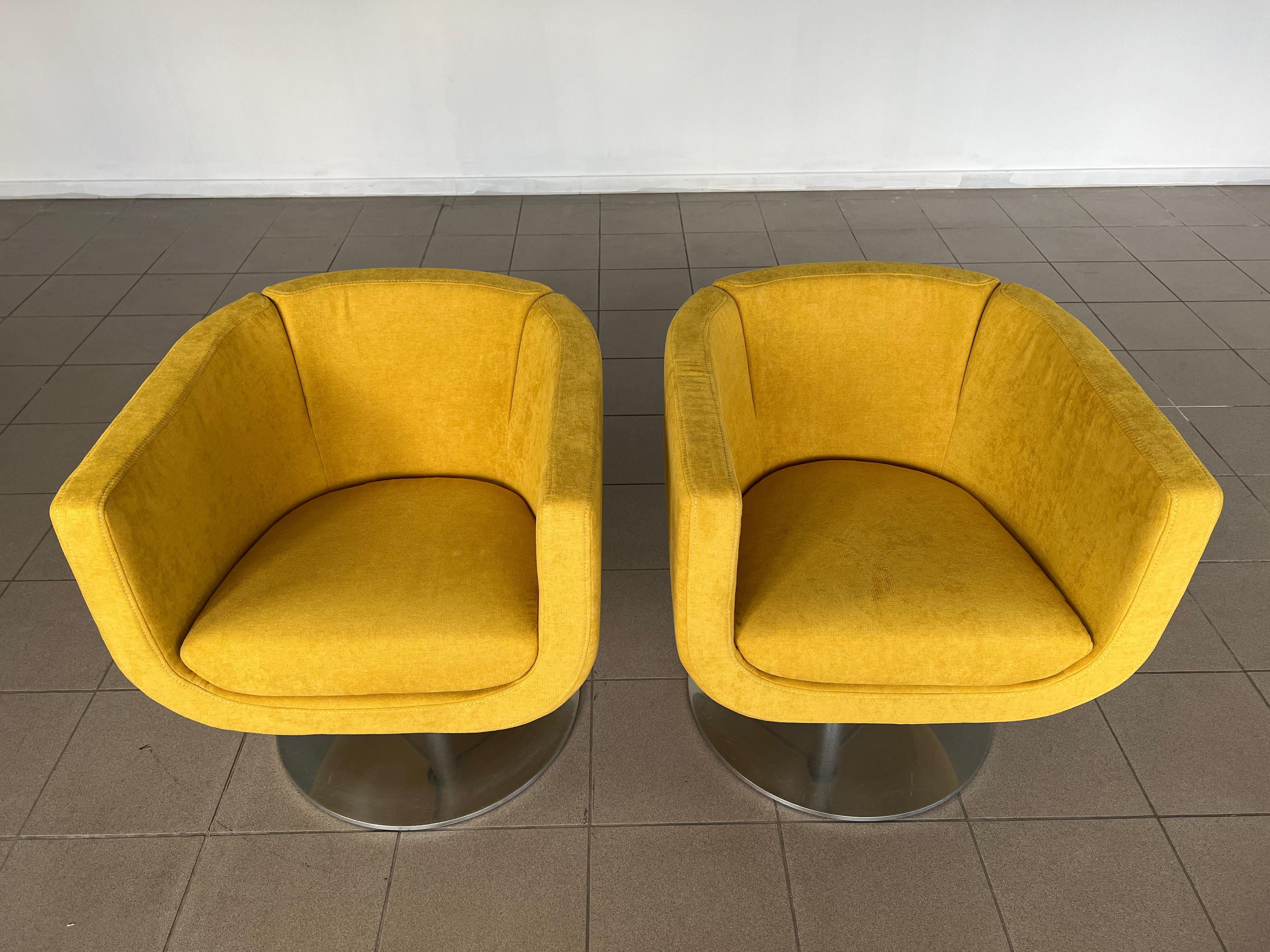 Italian B&b Italia 360 Degrees Rotatable Tulip Model Yellow Armchairs by Jeffrey Bernett
