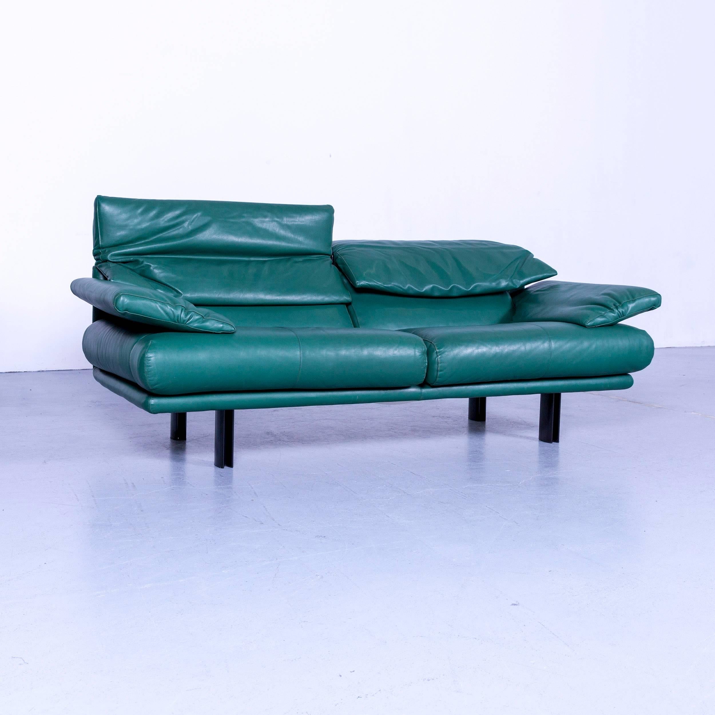 Zanotta Onda designer sofa blue leather modern with chrome frame, made in Italy.