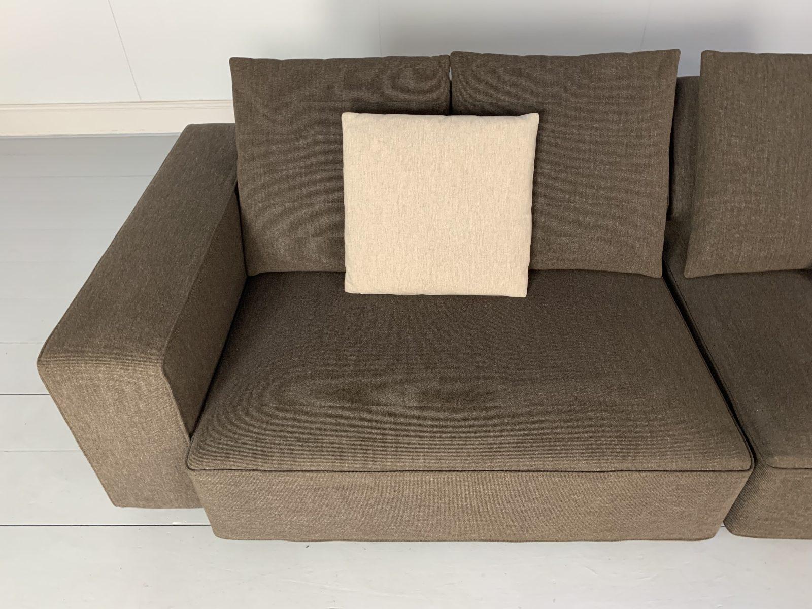 B&B Italia “Andy ’13” 2-Seat Sofa, in Dark-Brown Fabric In Good Condition For Sale In Barrowford, GB