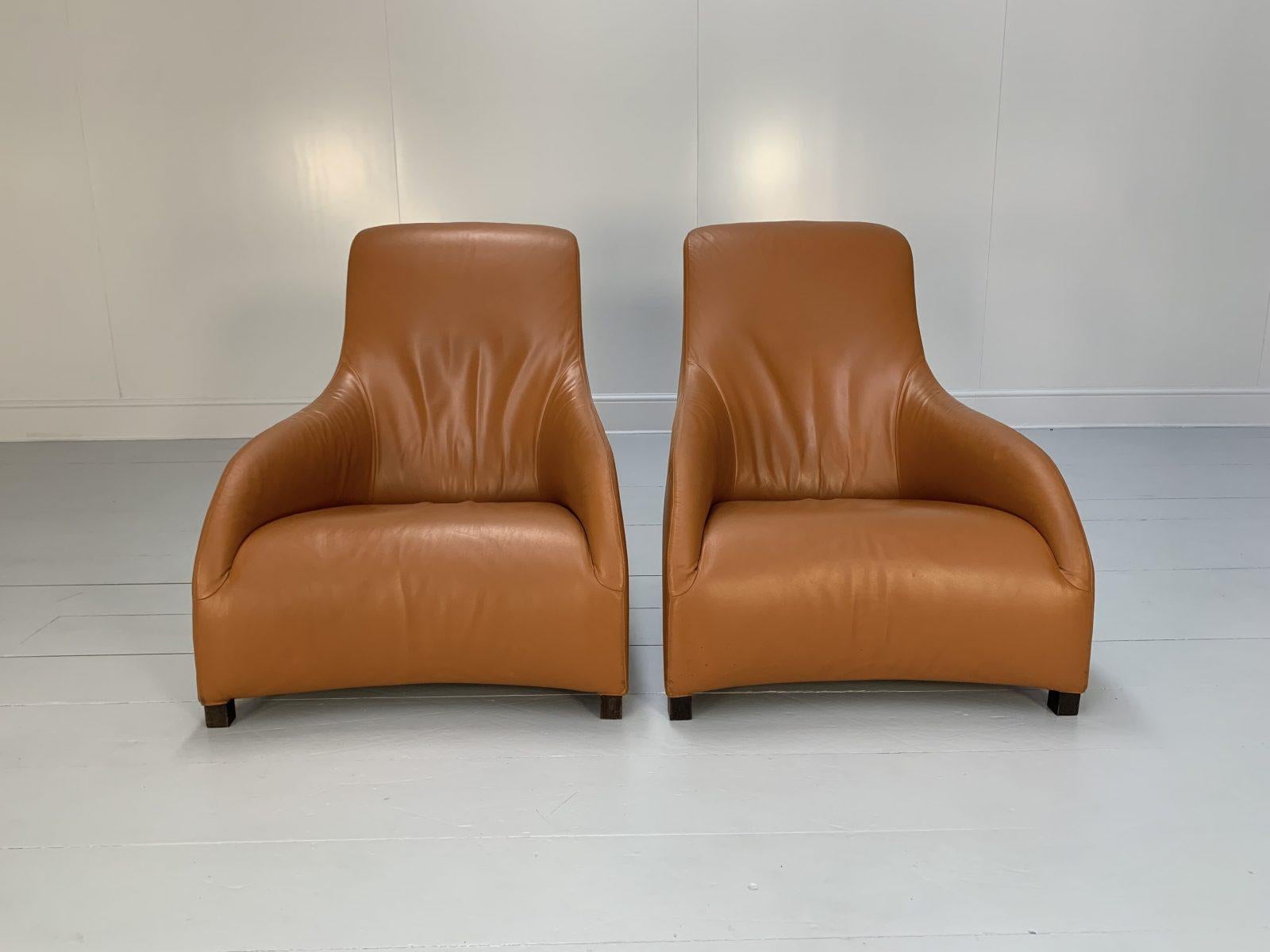 On offer on this occasion is a rare, impeccable identical pair of Maxalto “Kalos 9750_N” Armchairs from the world renown Italian furniture house, B&B Italia.

As you will no doubt be aware by your interest in this Antonio Citterio masterpiece, B&B