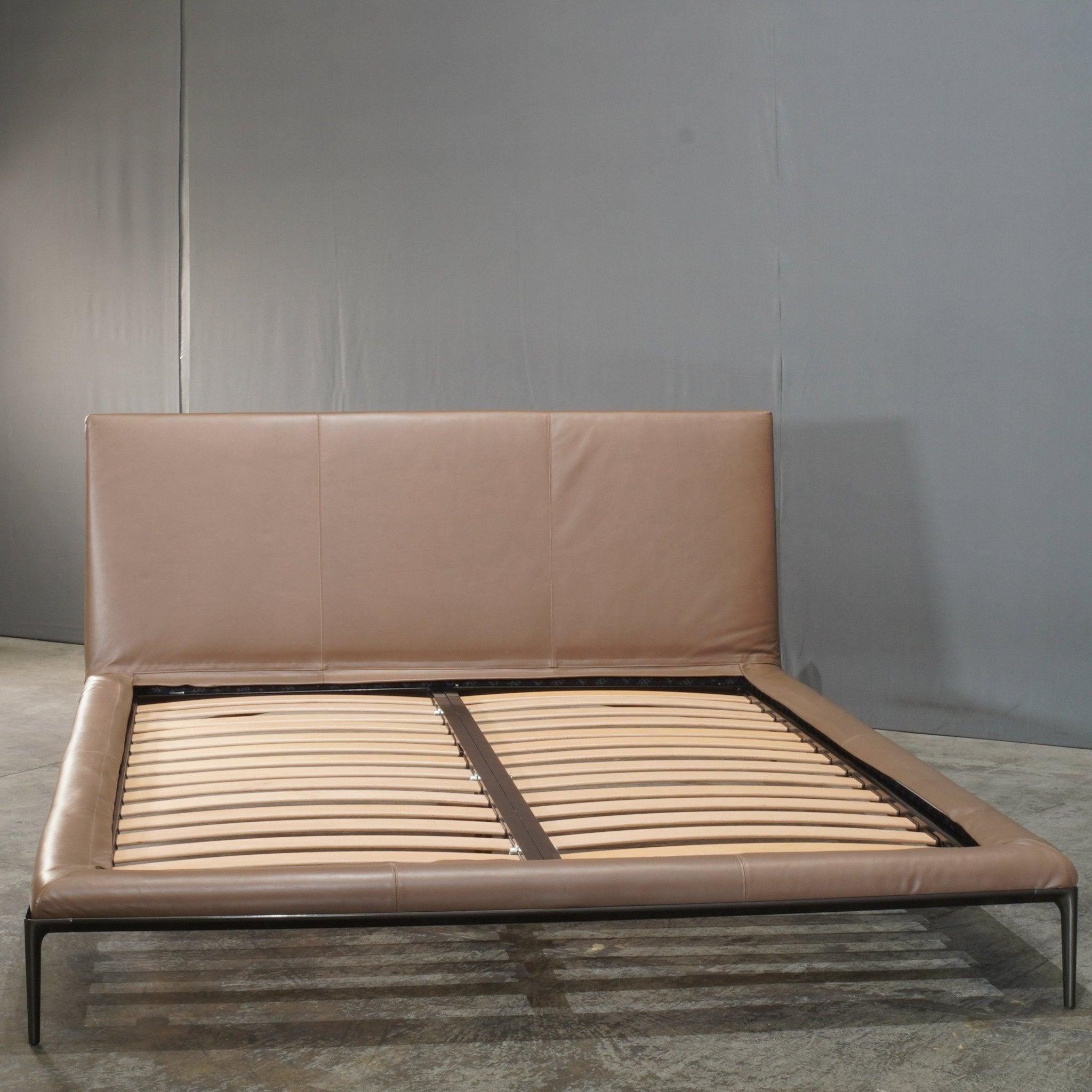 Italian B&B Italia Atoll Queen Bed by Citterio For Sale