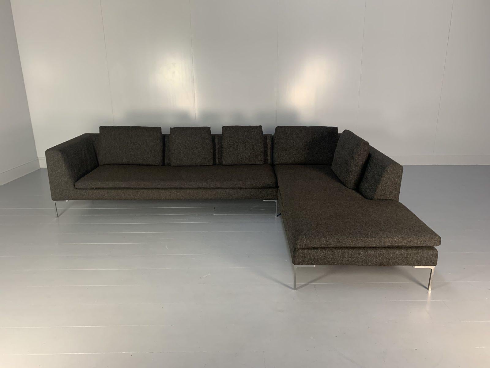 Hello Friends, and welcome to another unmissable offering from Lord Browns Furniture, the UK’s premier resource for fine Sofas and Chairs.

On offer on this occasion is an iconic “Charles” Sectional L-Shape Sofa (consisting of a CH228 section and