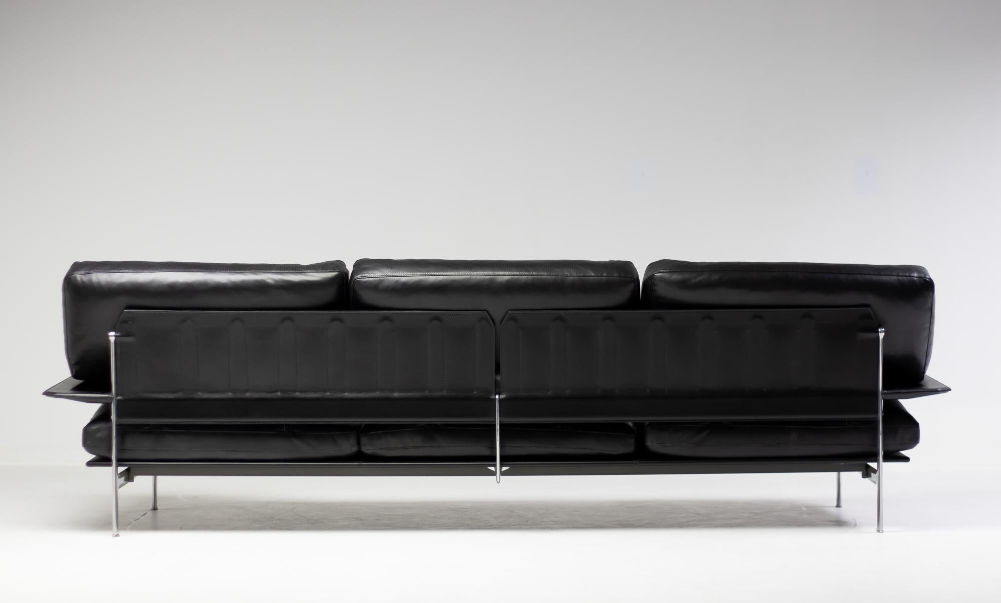 Diesis sofa, designed by Antonio Citterio and Paolo Nava for B&B Italia, Italy in 1979.
The epitome of innovative research and sophisticated handcrafting skills, it has become a landmark in the history of design.
This is the desirable wide
