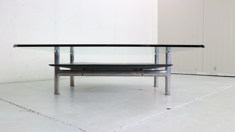 B&B Italia 'Diesis' Two-Tier Glass and Leather Coffee Table by Antonio Citterio For Sale 5