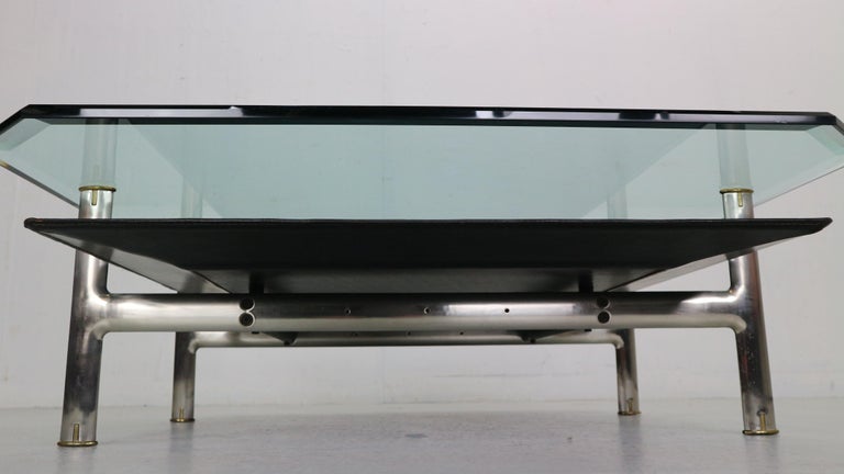 B&B Italia 'Diesis' Two-Tier Glass and Leather Coffee Table by Antonio Citterio  For Sale 7