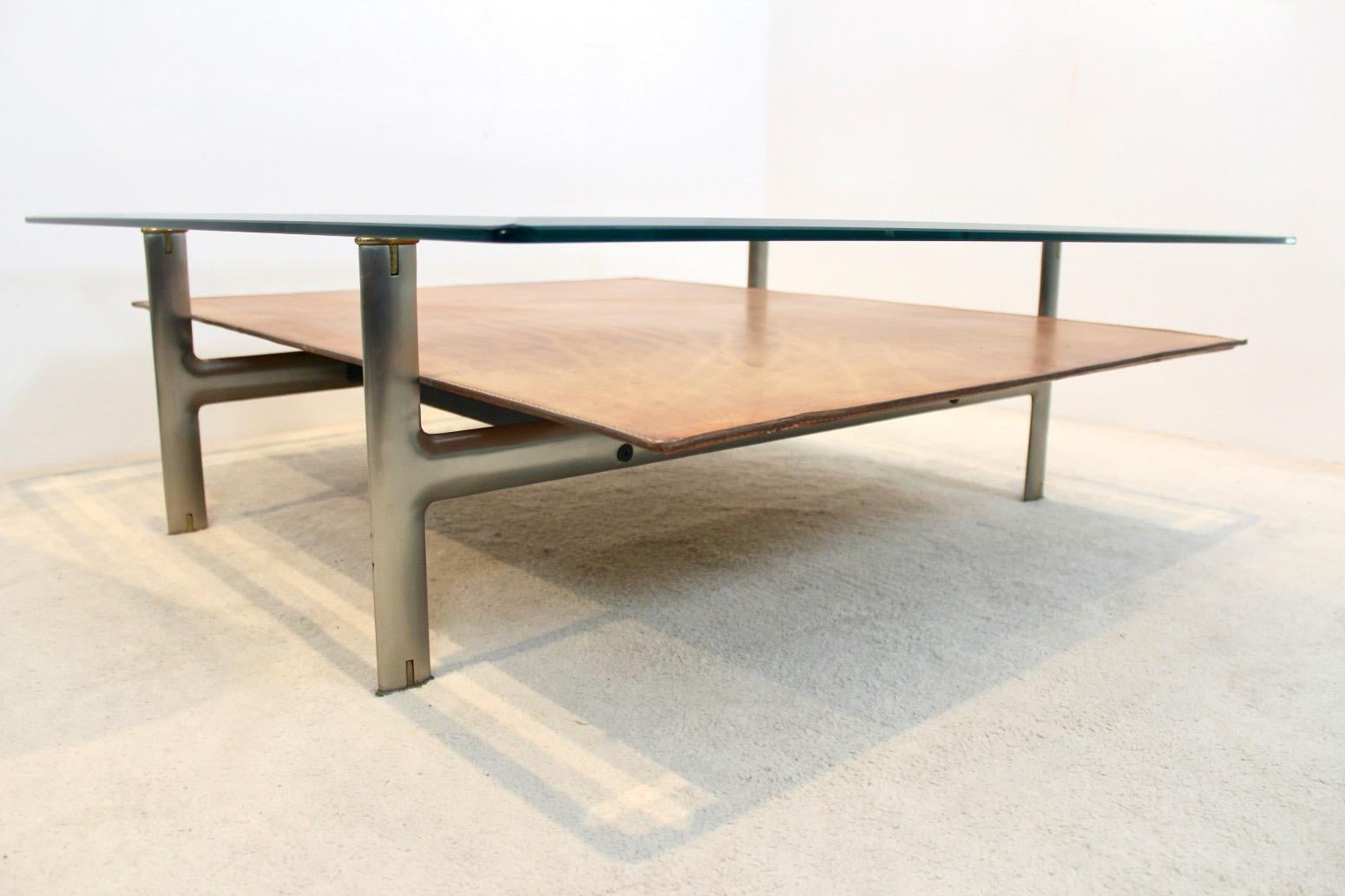 b&b italia coffee table