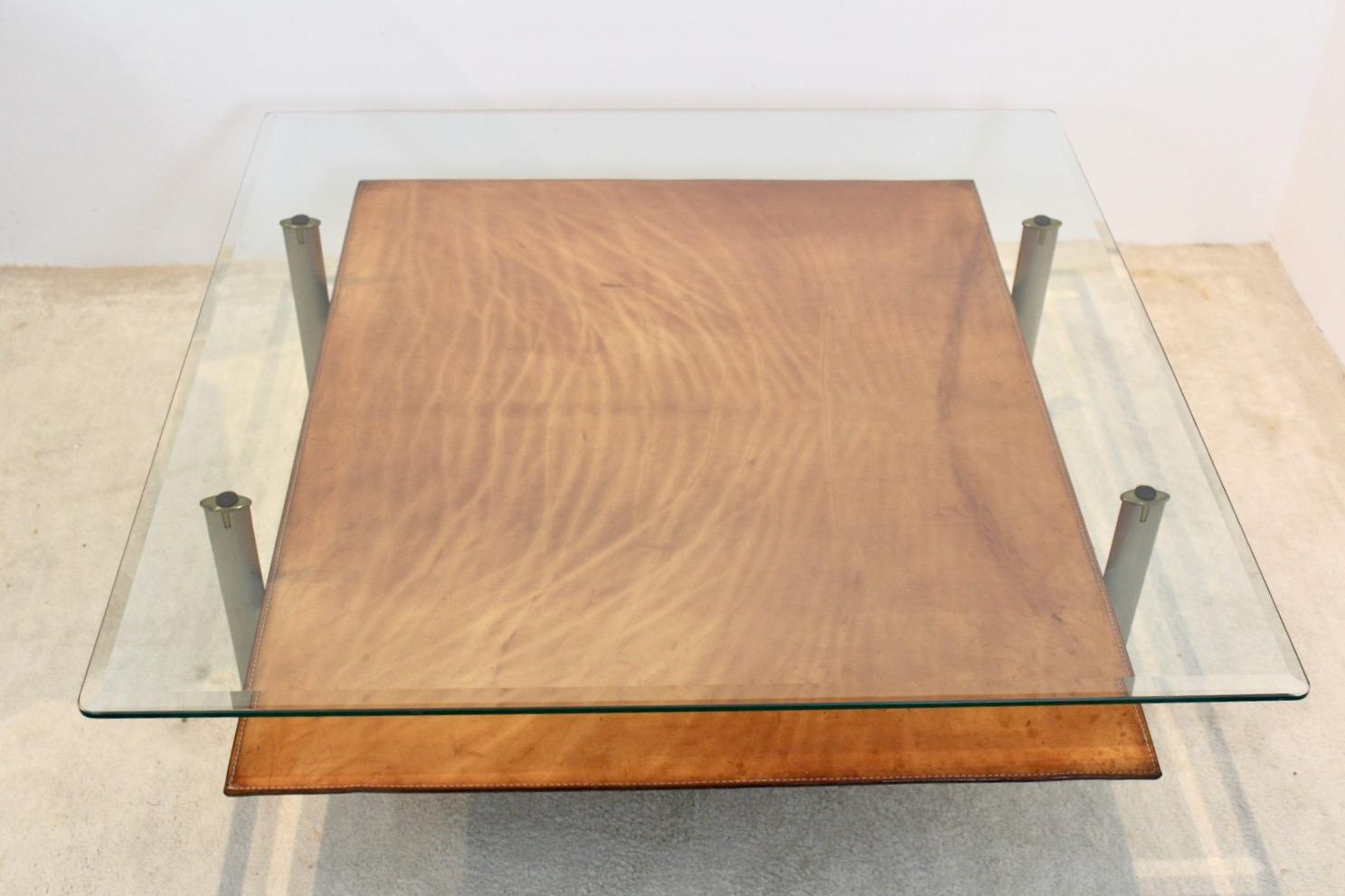 B&B Italia 'Diesis' Two-Tier Glass and Leather Coffee Table by Antonio Citterio In Good Condition In Voorburg, NL