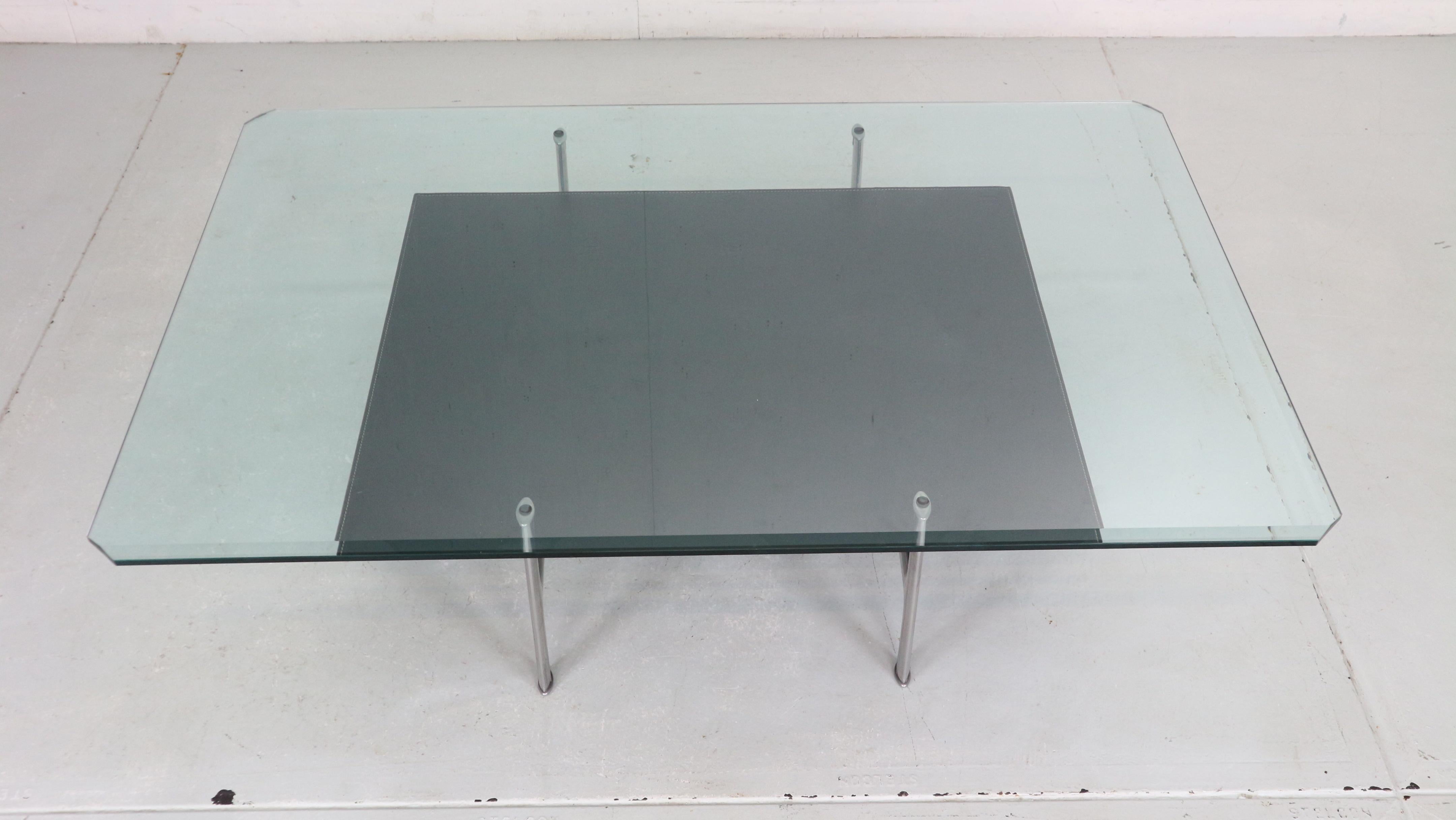 Italian B&B Italia 'Diesis' Two-Tier Glass and Leather Coffee Table by Antonio Citterio