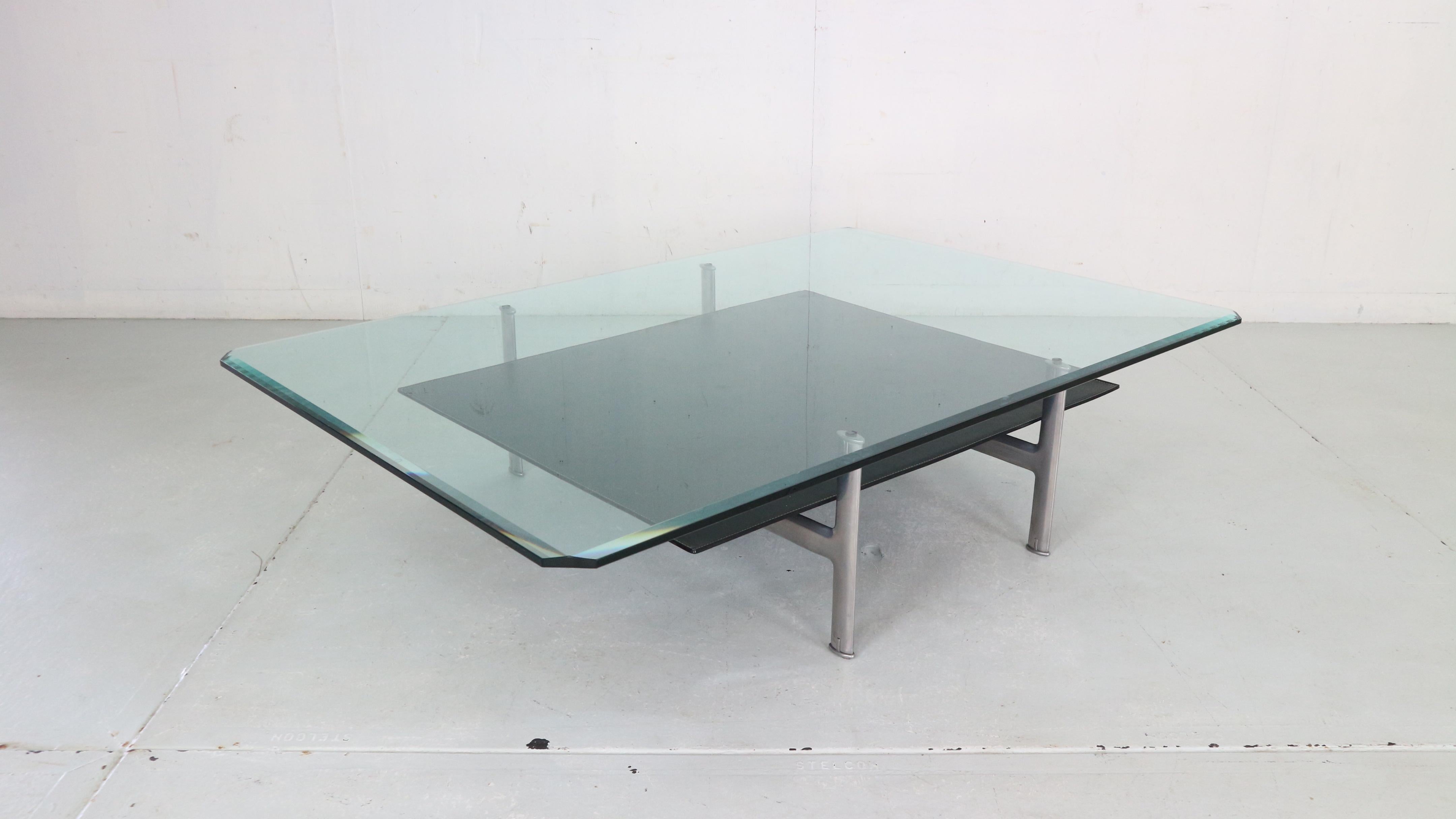 Late 20th Century B&B Italia 'Diesis' Two-Tier Glass and Leather Coffee Table by Antonio Citterio For Sale