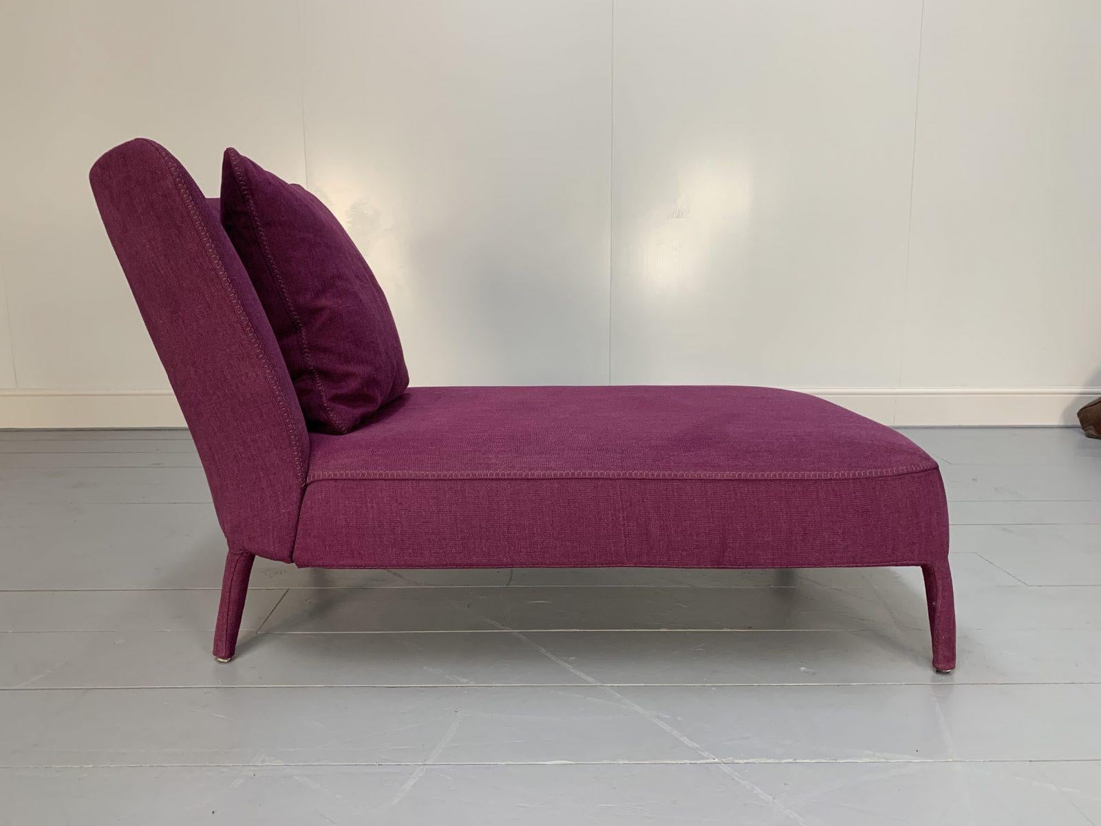 B&B Italia Febo Chaise Lounge Sofa en Enia Chenille Violet Bon état - En vente à Barrowford, GB