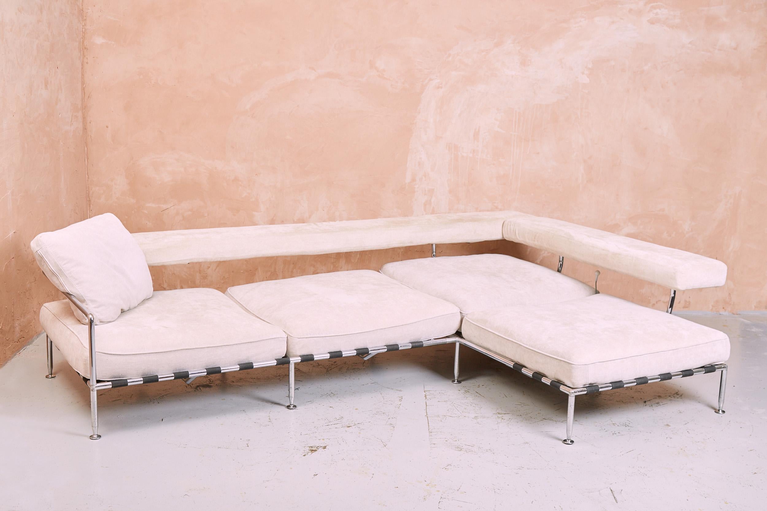 B&B Italia Free Time Sofa by Antonio Citterio, 1990s For Sale 11