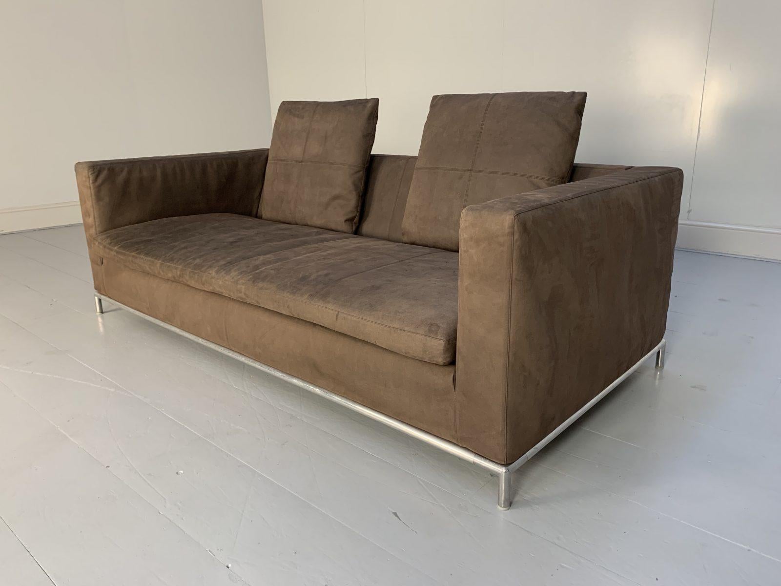 B&B Italia “George” Sofa 2.5-Seat Sofa in Brown Alcantara Suede In Good Condition For Sale In Barrowford, GB