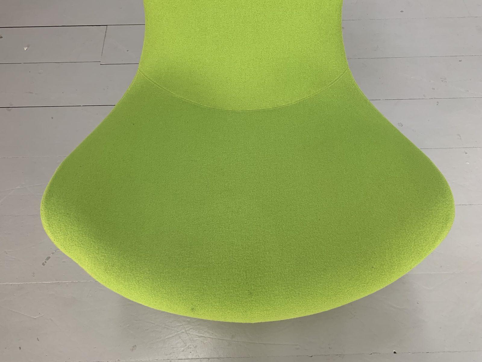 B&B Italia “Grande Papilio” Armchair – in Green “Ego” Wool For Sale 5