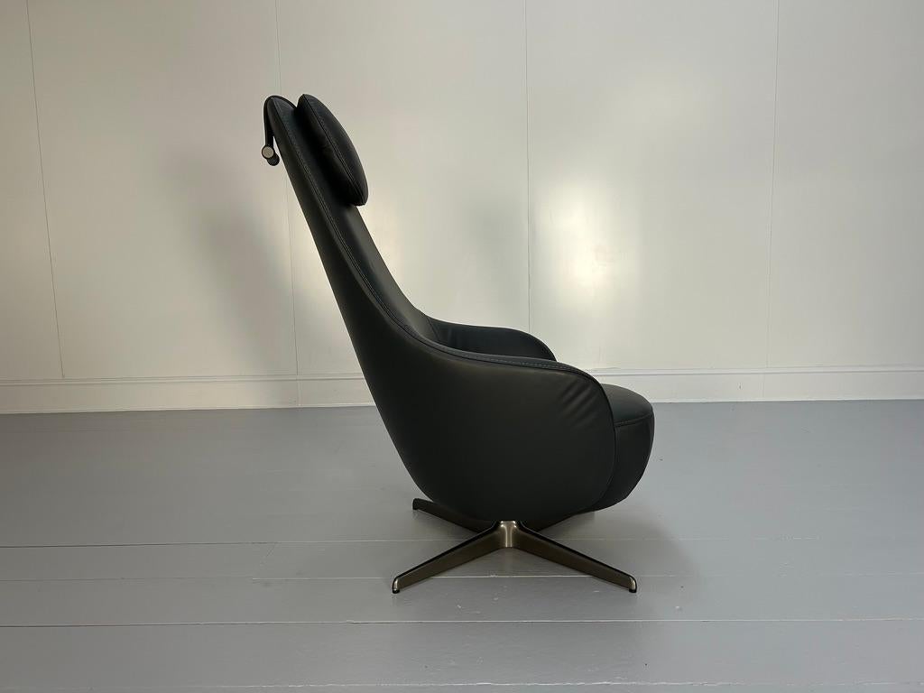 B&B Italia Sillón y Otomana 