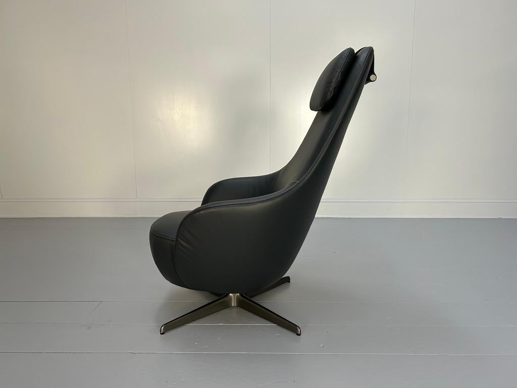B&B Italia Sillón y Otomana 