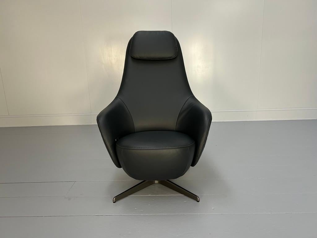 B&B Italia Sillón y Otomana 