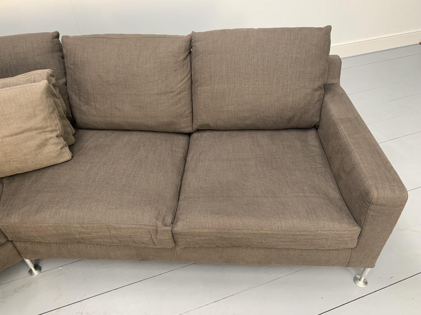 B&B Italia “Harry HL375” 5-Seat Sofa in Dark Brown Linen For Sale 2