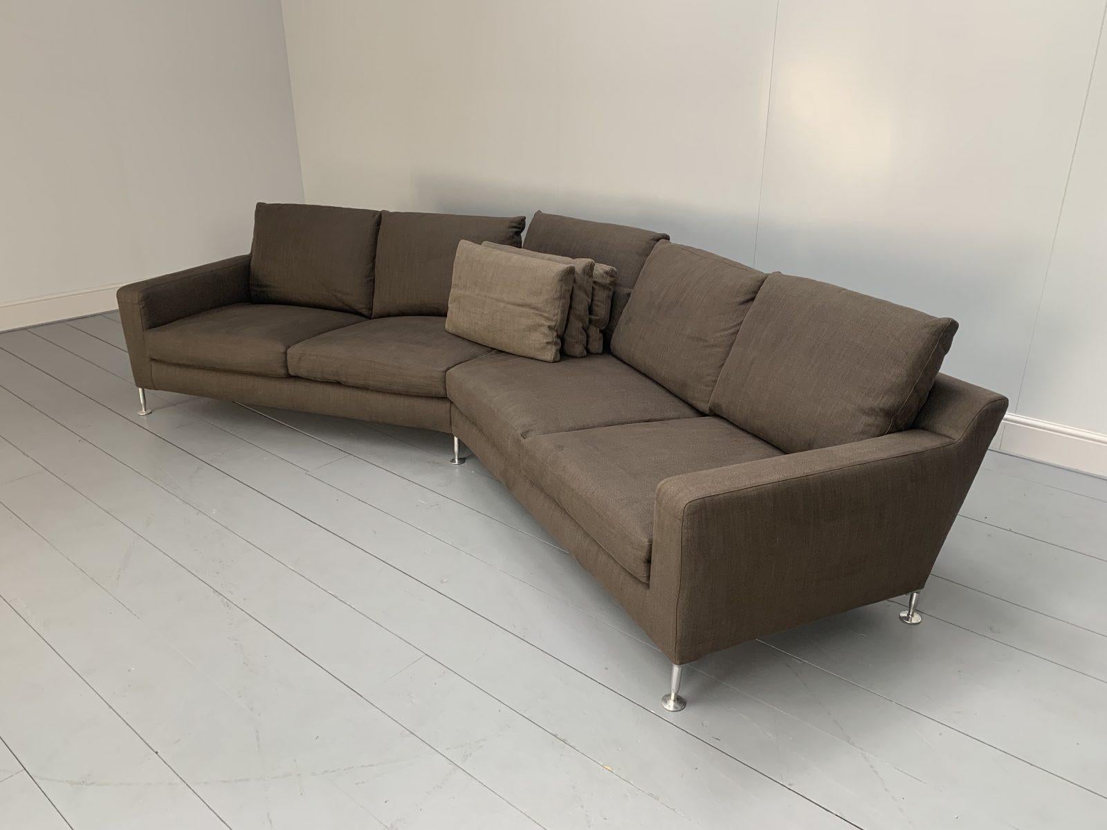 B&B Italia “Harry HL375” 5-Seat Sofa in Dark Brown Linen In Good Condition For Sale In Barrowford, GB