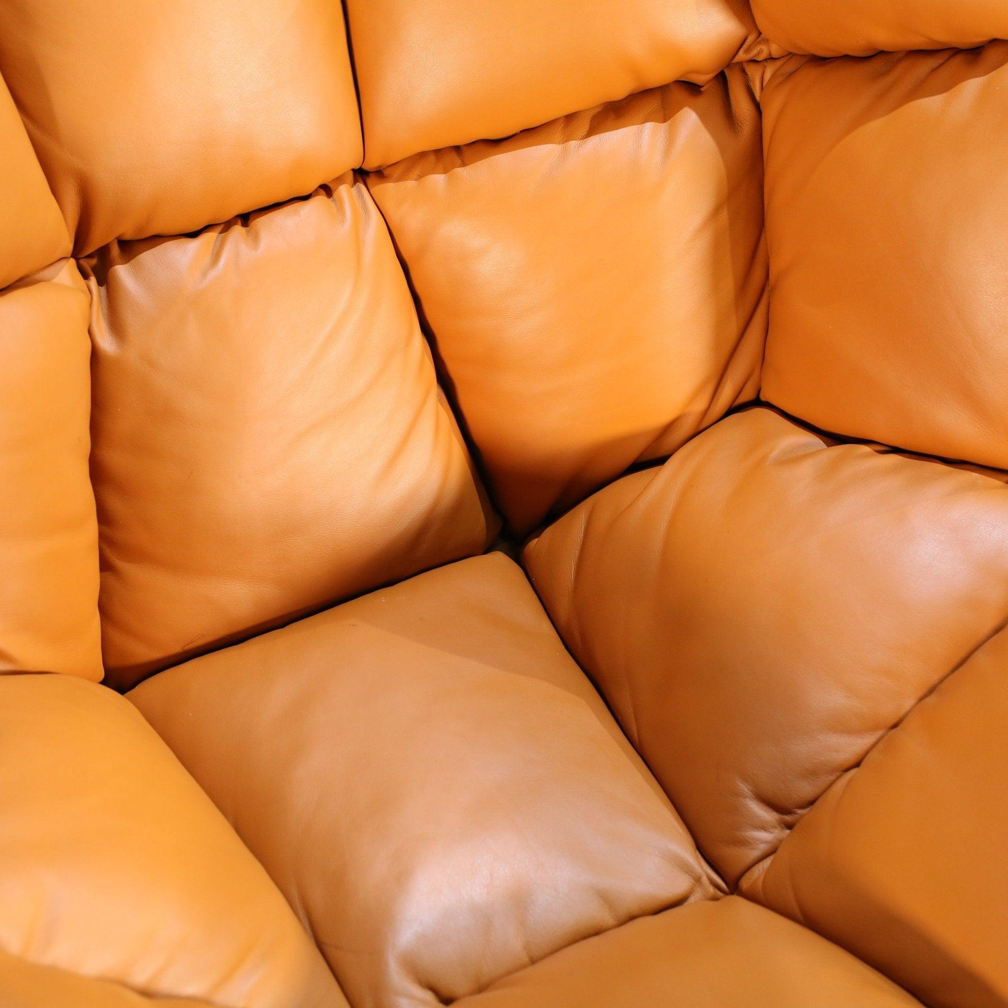 B&B Italia Husk Swivel Chair by Patricia Urquiola In Good Condition In Basildon, London