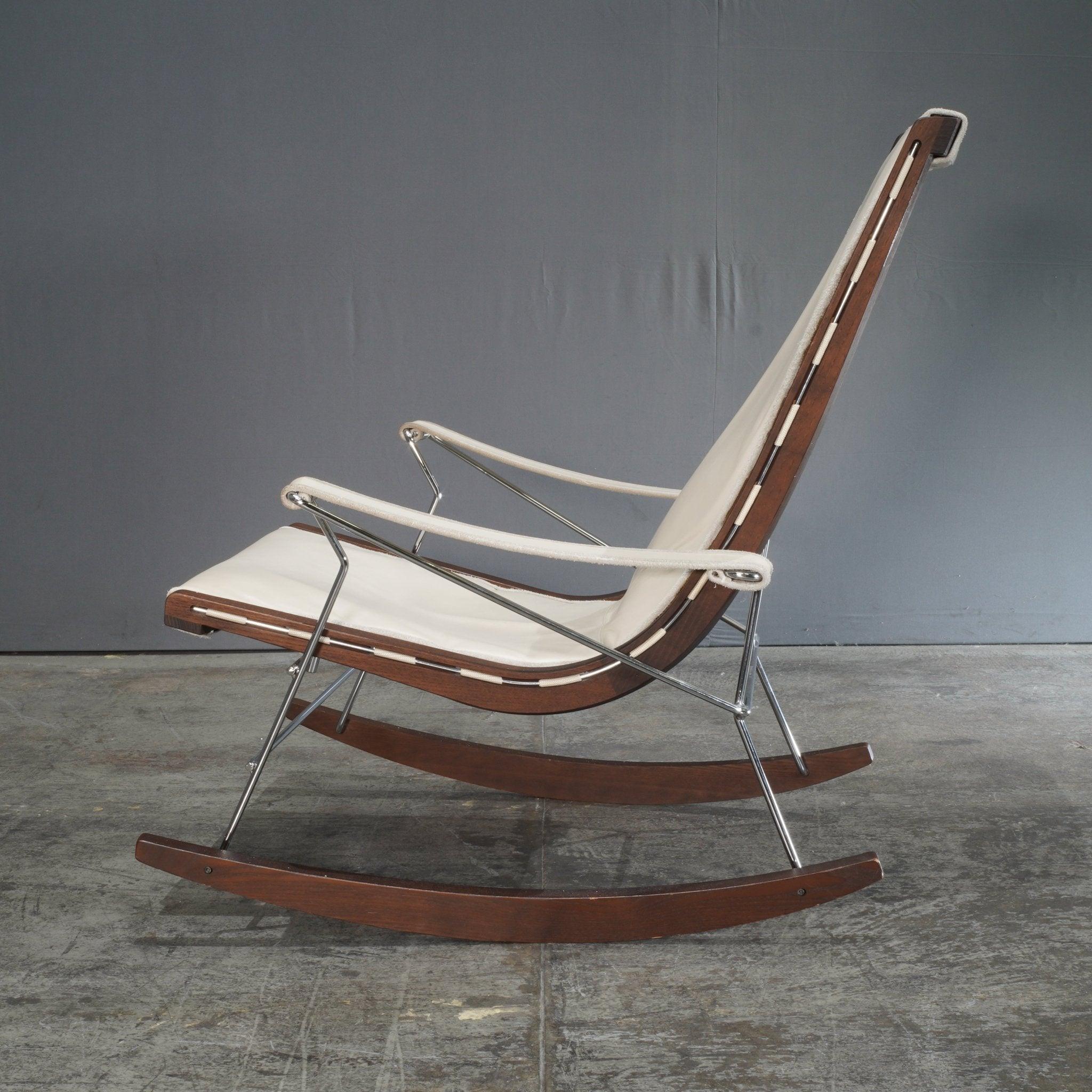 Modern B&B Italia J.J. Rocking Chair by Antonio Citterio For Sale