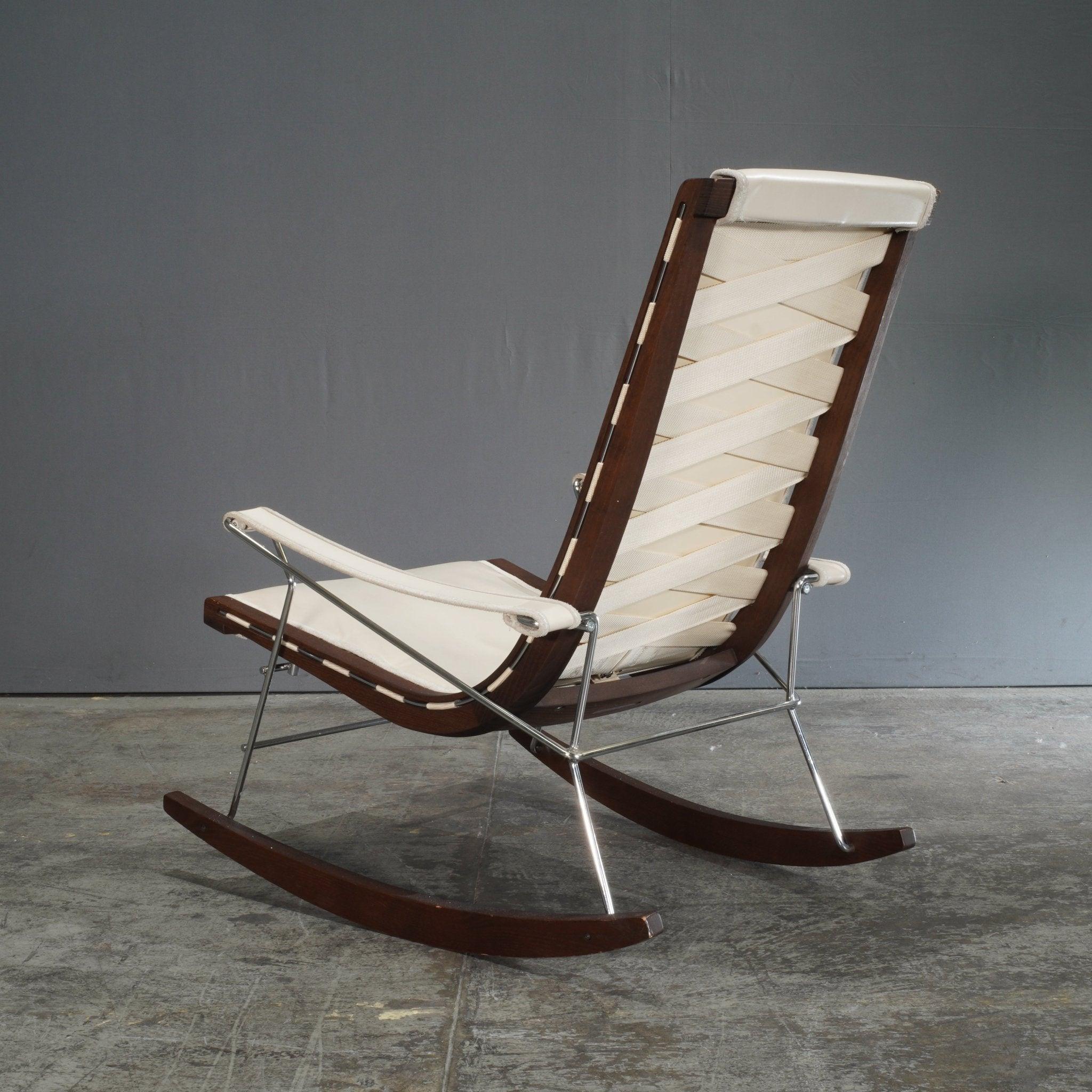 Italian B&B Italia J.J. Rocking Chair by Antonio Citterio For Sale