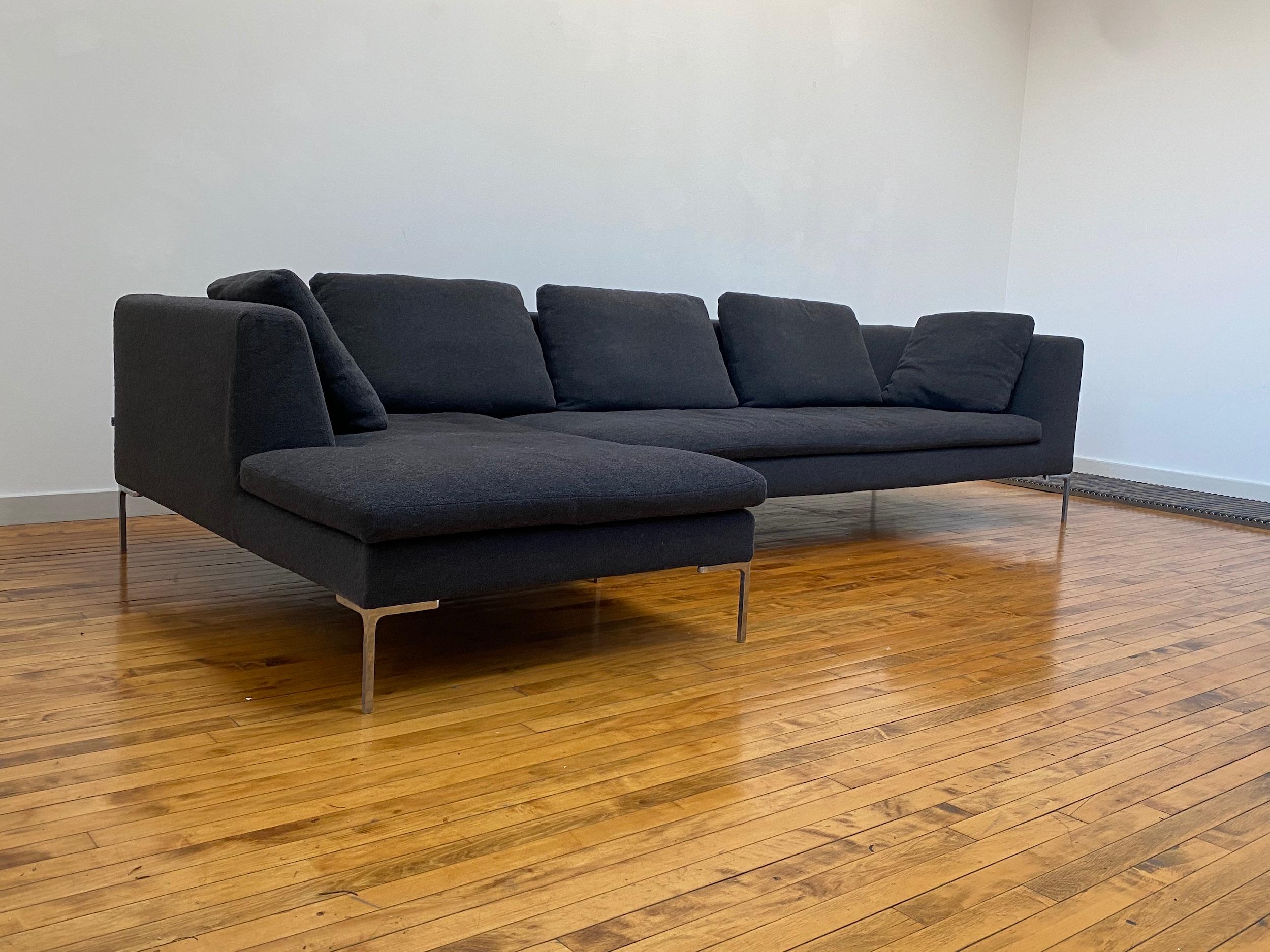 Mid-Century Modern B&B Italia L- Shape Charles Sofa in Dark Gray Tweed Designed by Antonio Citterio