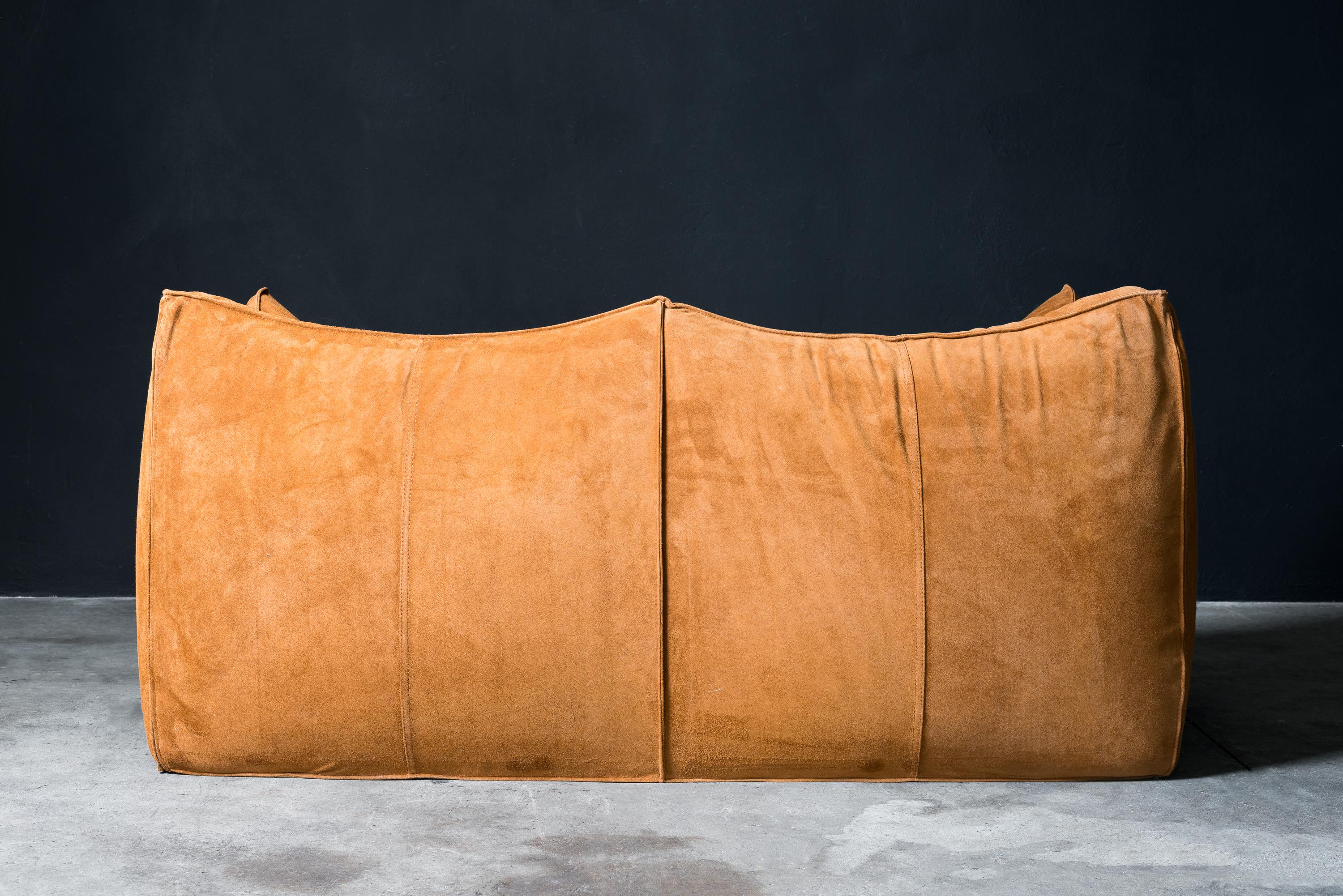 B&B Italia Le Bambole sofa in Suede Leather In Excellent Condition In Melbourne, VIC
