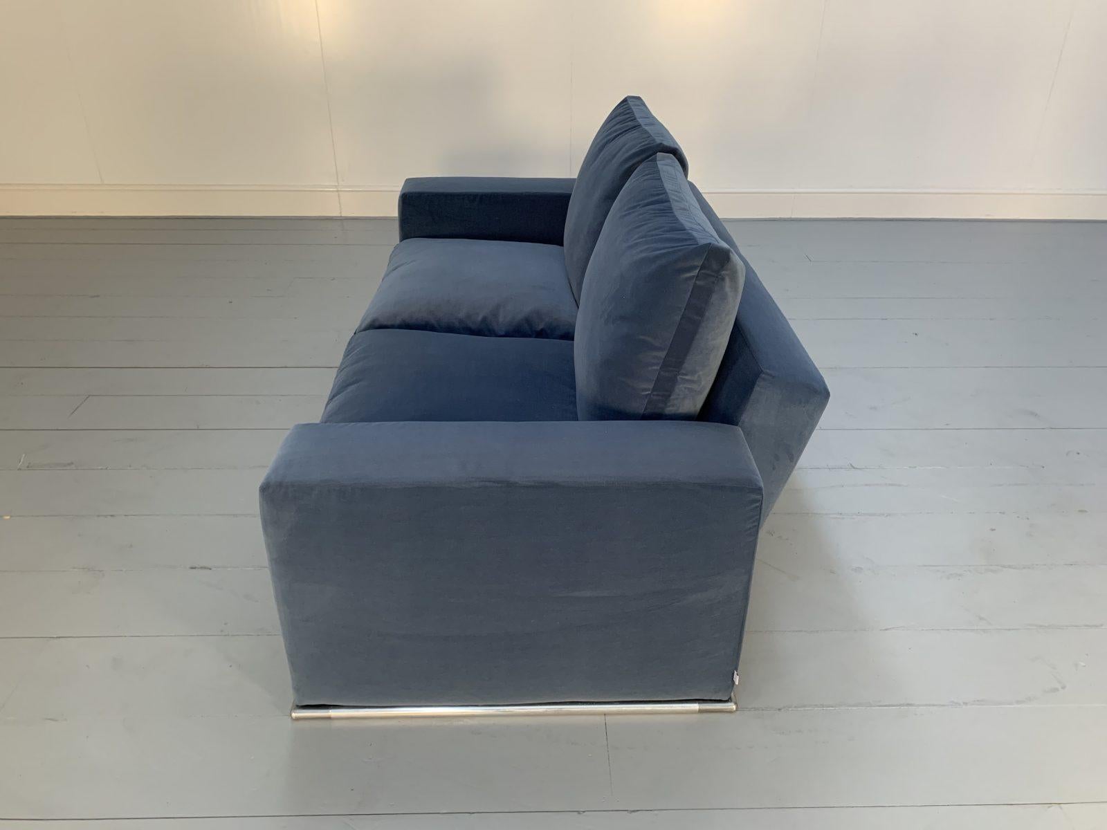 B&B Italia “Marcel” 2.5-Seat Sofa in Blue Velvet For Sale 6