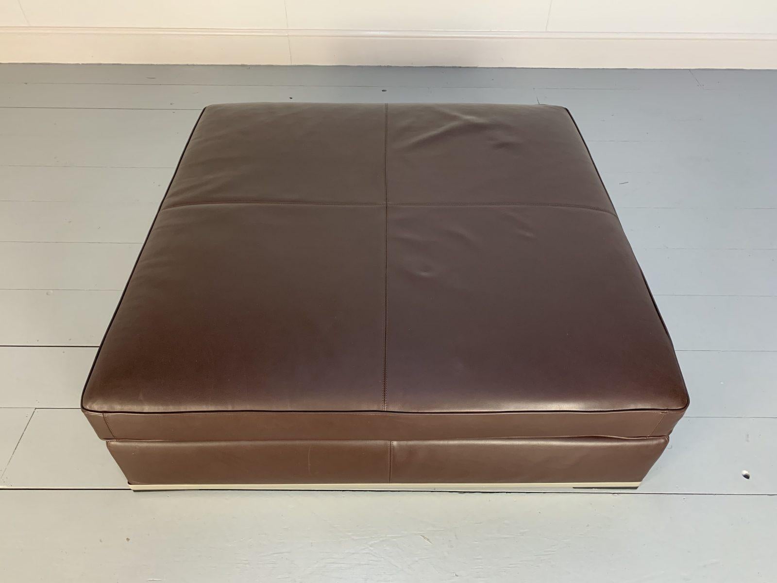 B&B Italia “Maxalto Apta” Footstool Sofa Table in Dark Brown “Gamma” Leather In Good Condition For Sale In Barrowford, GB