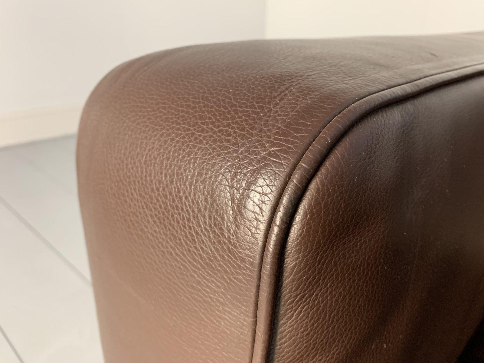 B&B Italia “Maxalto Apta” L-Shape Sofa – in Brown “Gamma” Leather For Sale 4